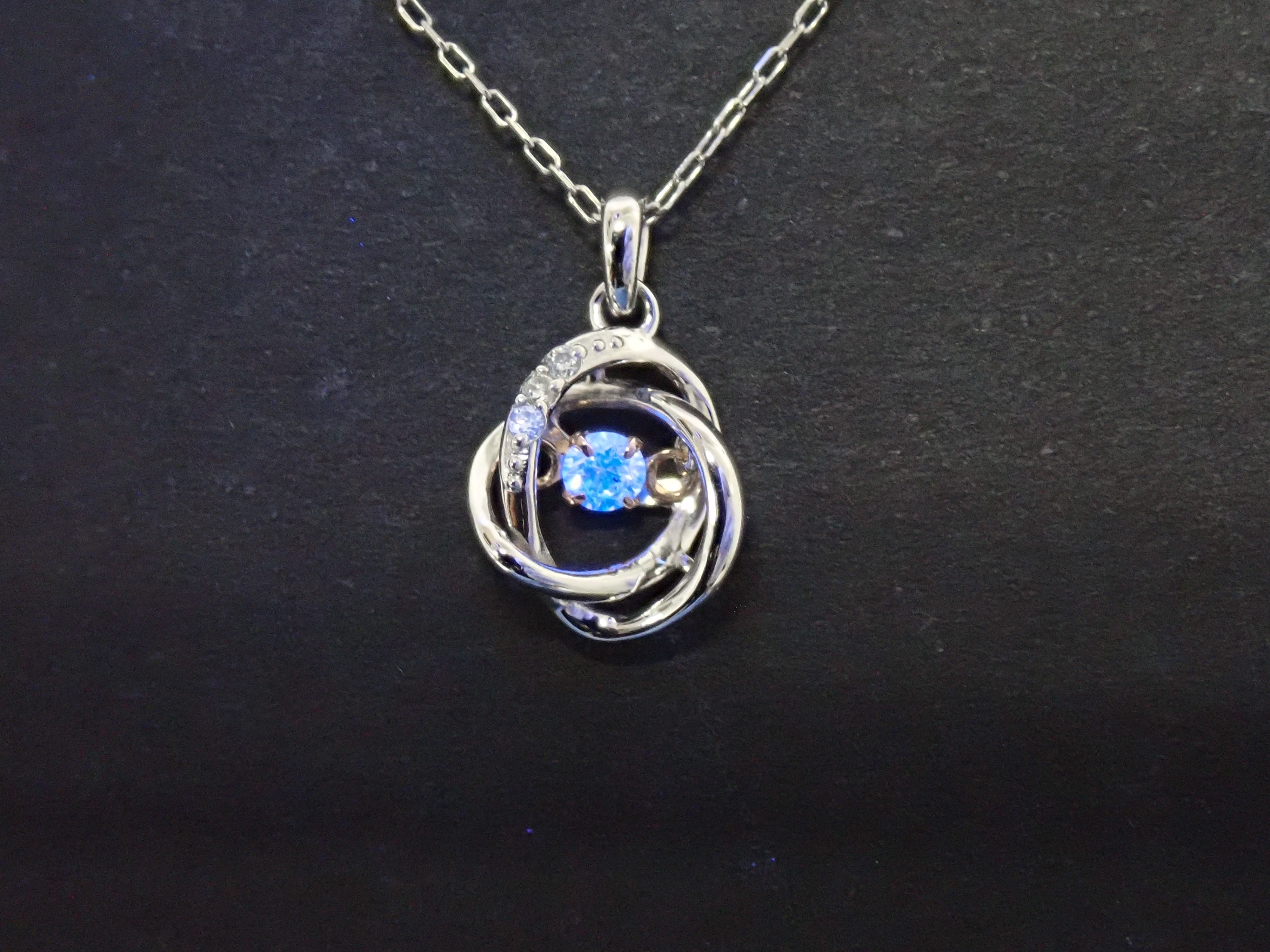 【22602588掲載】【カラフリ】Pt900 ピンクダイヤモンド 0.008ct ペンダント(ネックレス)
