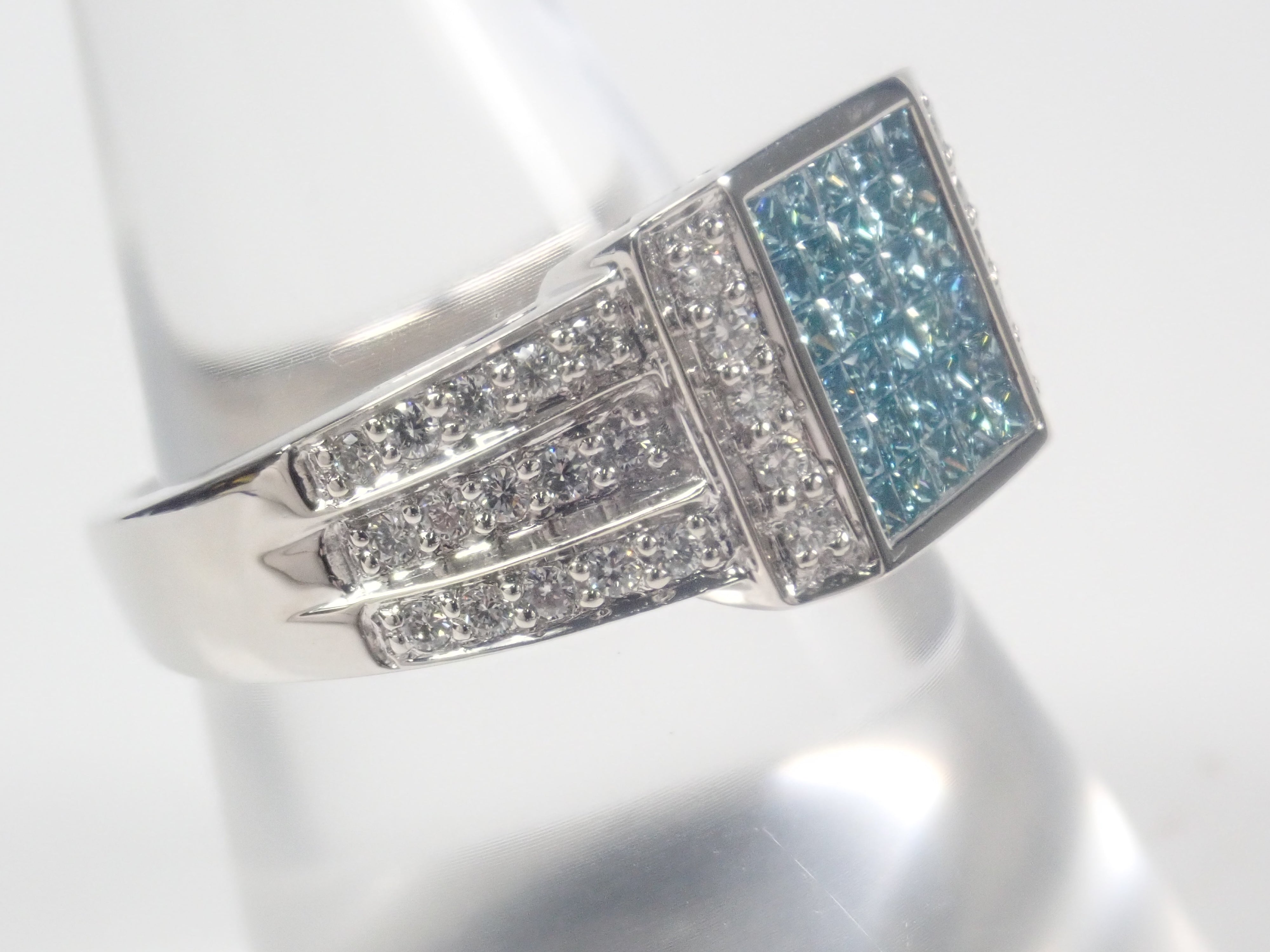 Pt900 アイスブルーダイヤモンド(トリートメント) 1.00ct リング