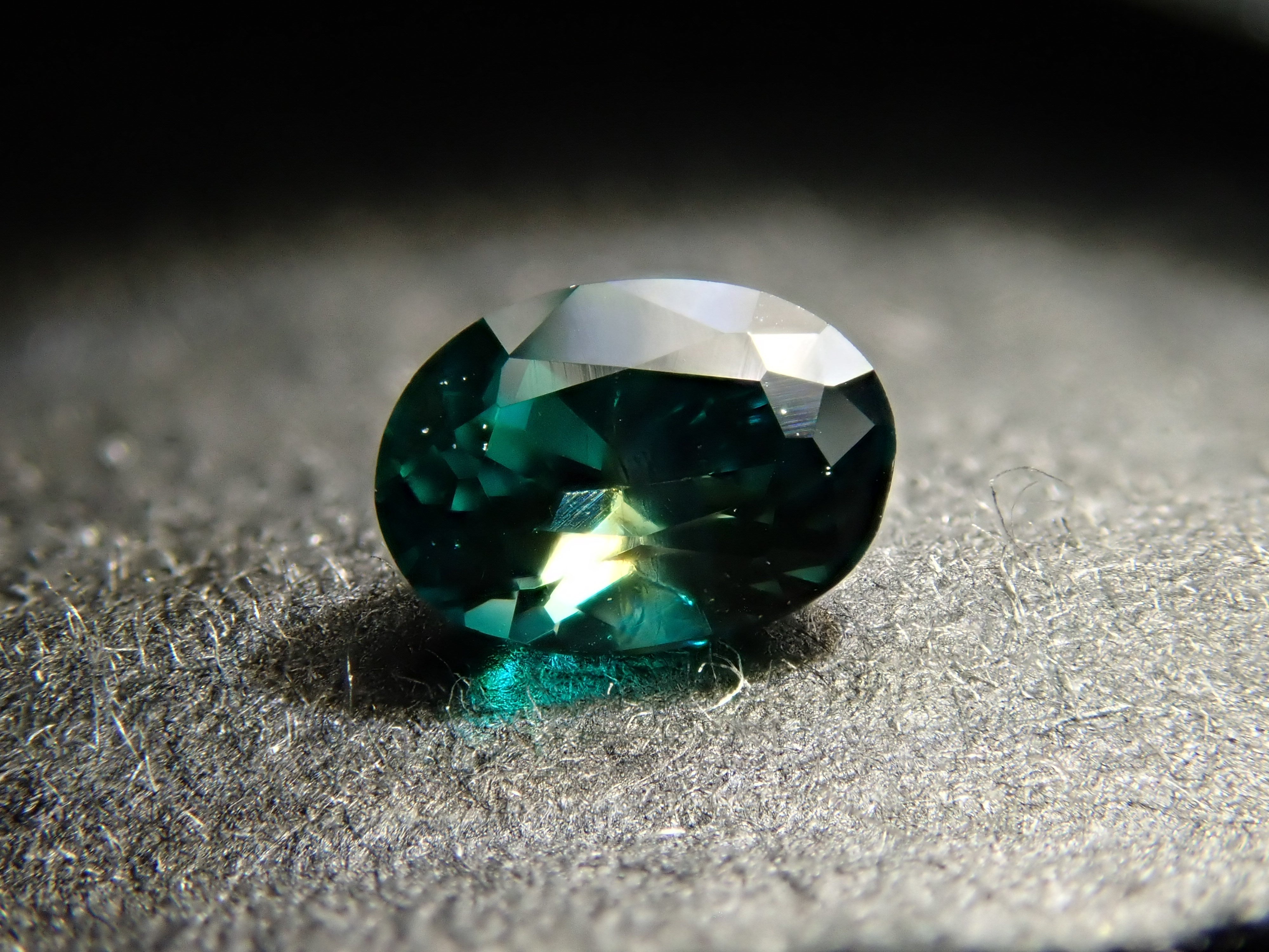 【12562584掲載】パキスタン産ラズライト(天藍石) 0.173ctルース