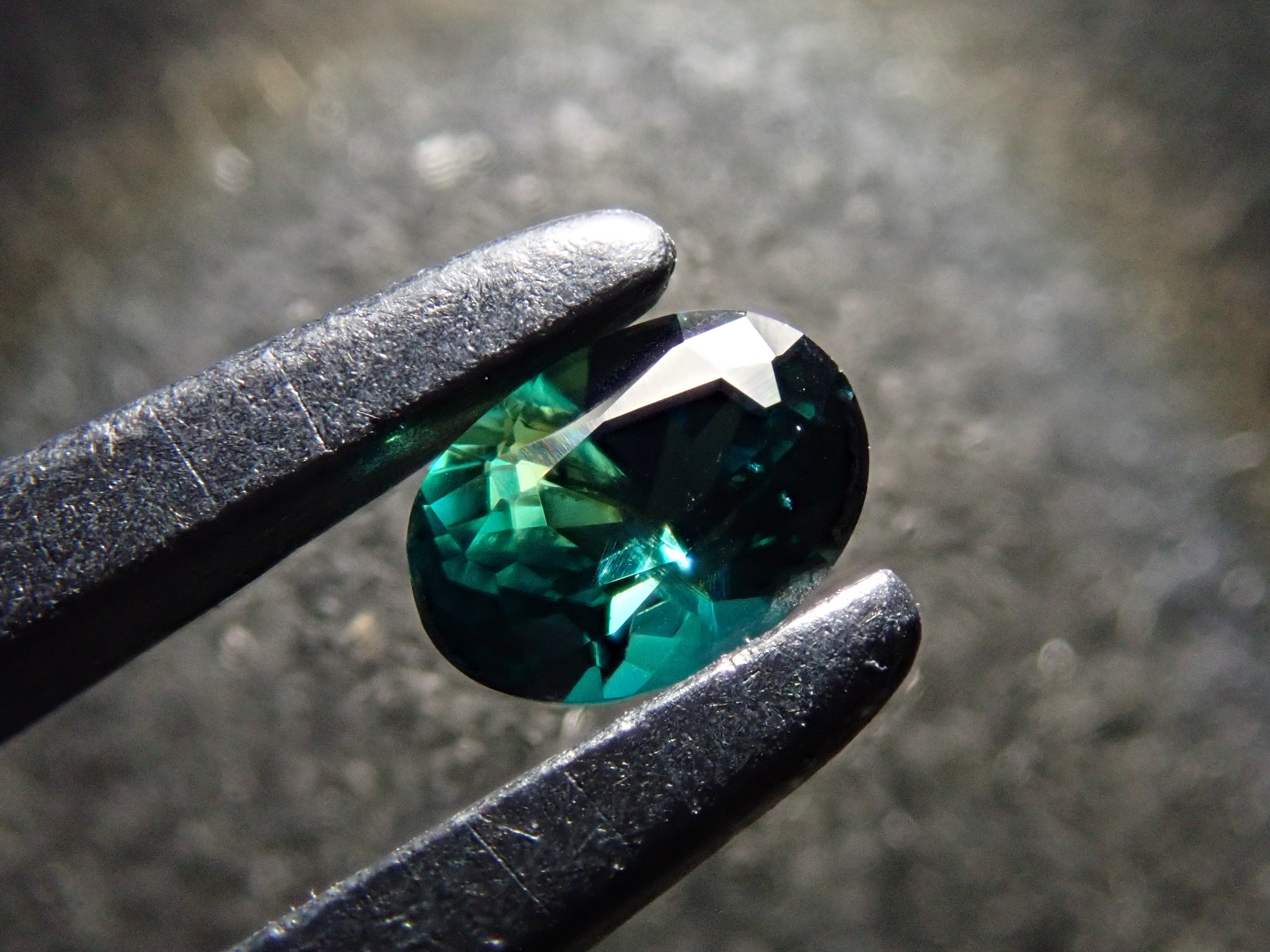 【12562584掲載】パキスタン産ラズライト(天藍石) 0.173ctルース