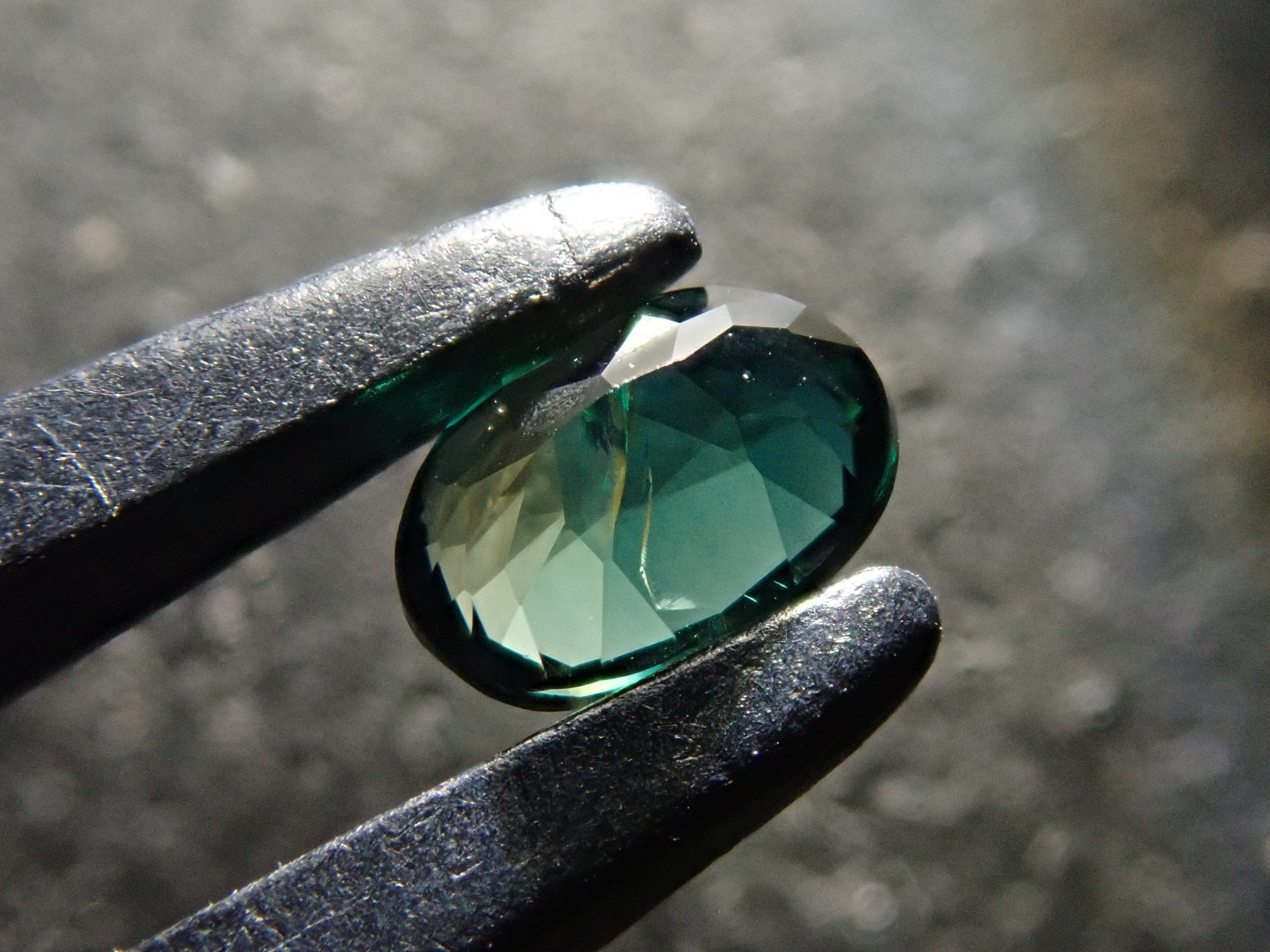 【12562584掲載】パキスタン産ラズライト(天藍石) 0.173ctルース