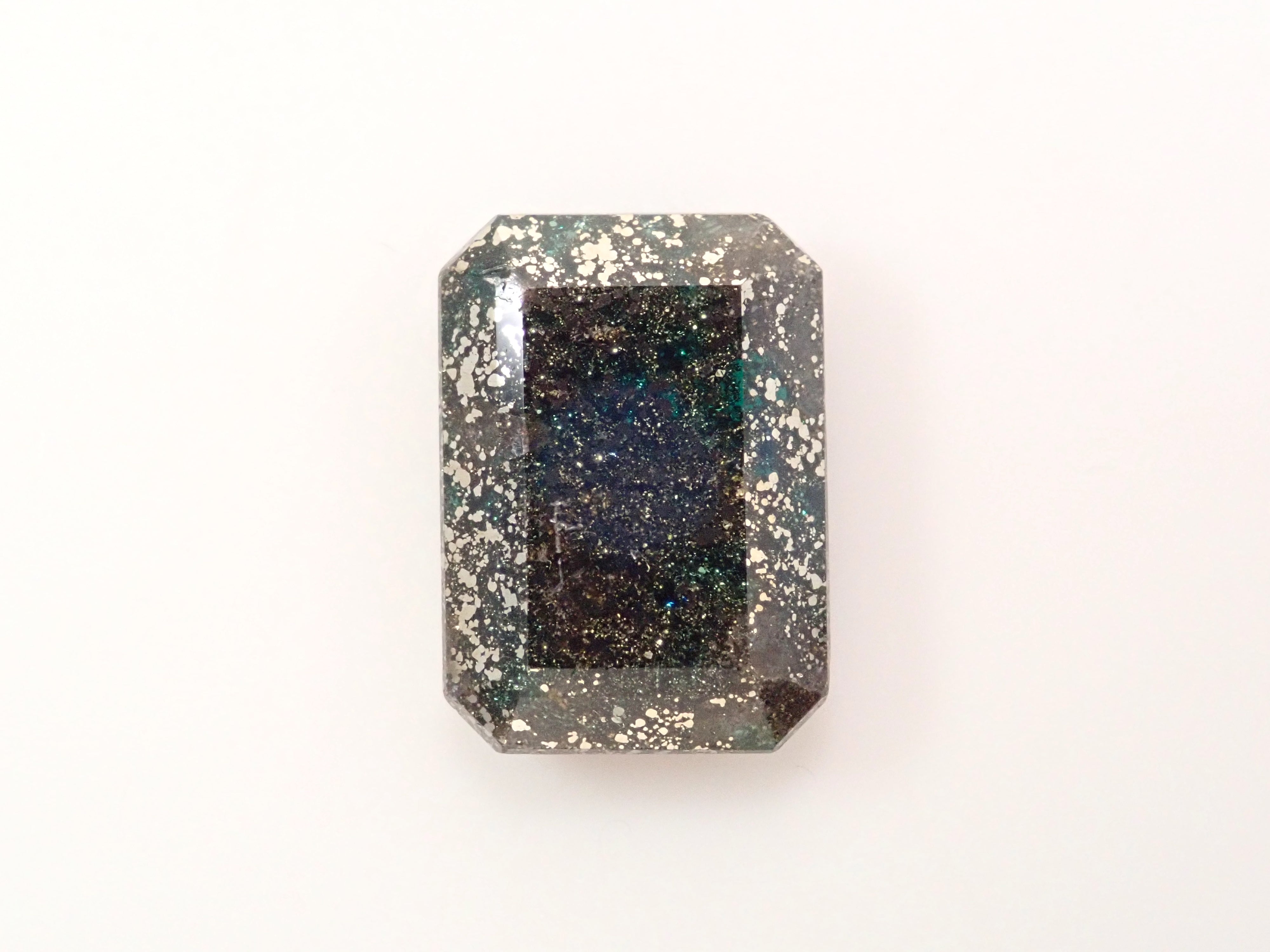 【抽選販売0428_2_04】コロンビア産パイライトインエメラルド 4.221ctルース