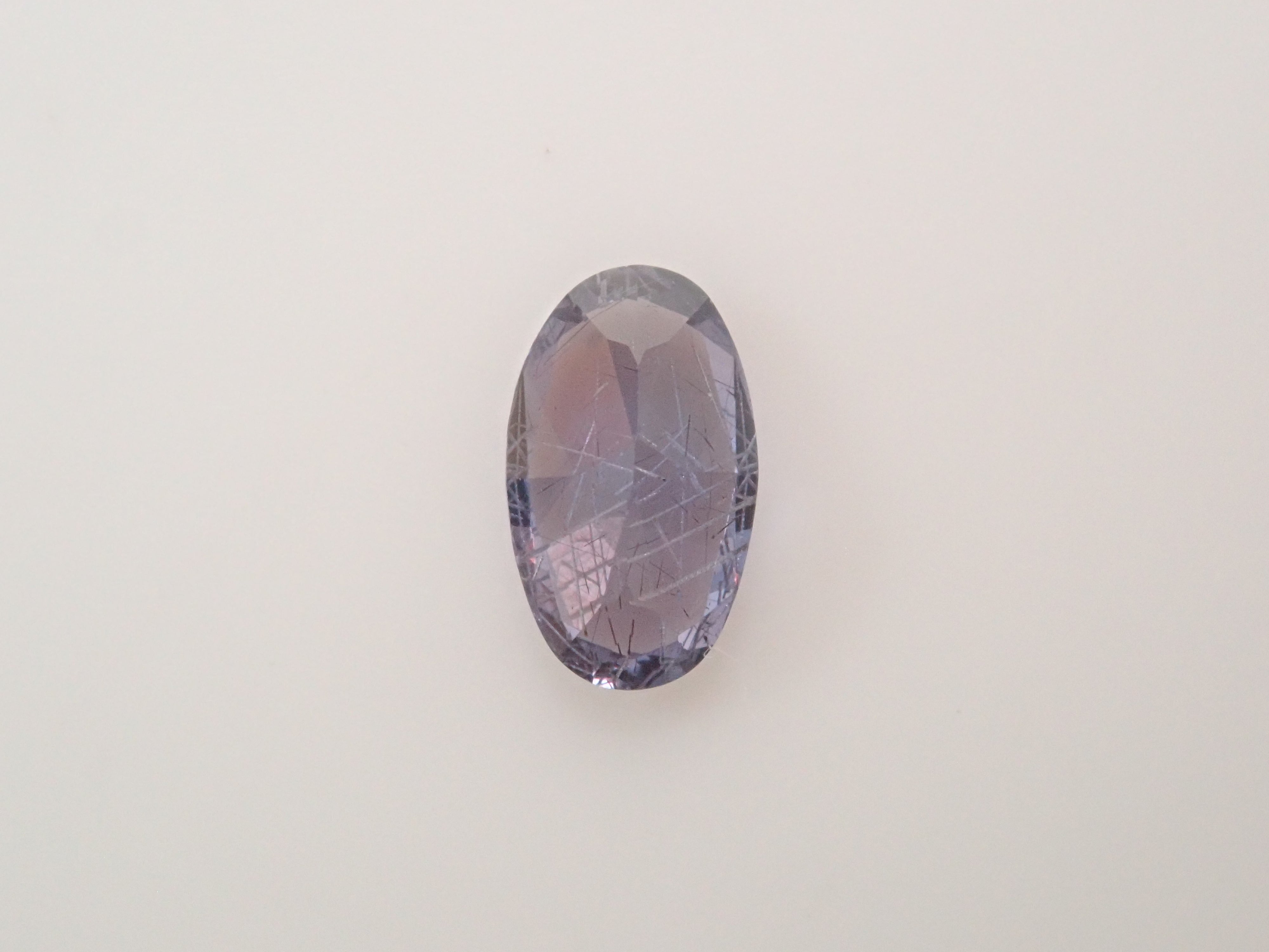 【12562767掲載】マダガスカル産ベキリーブルーガーネット(カラーチェンジガーネット) 0.257ctルース