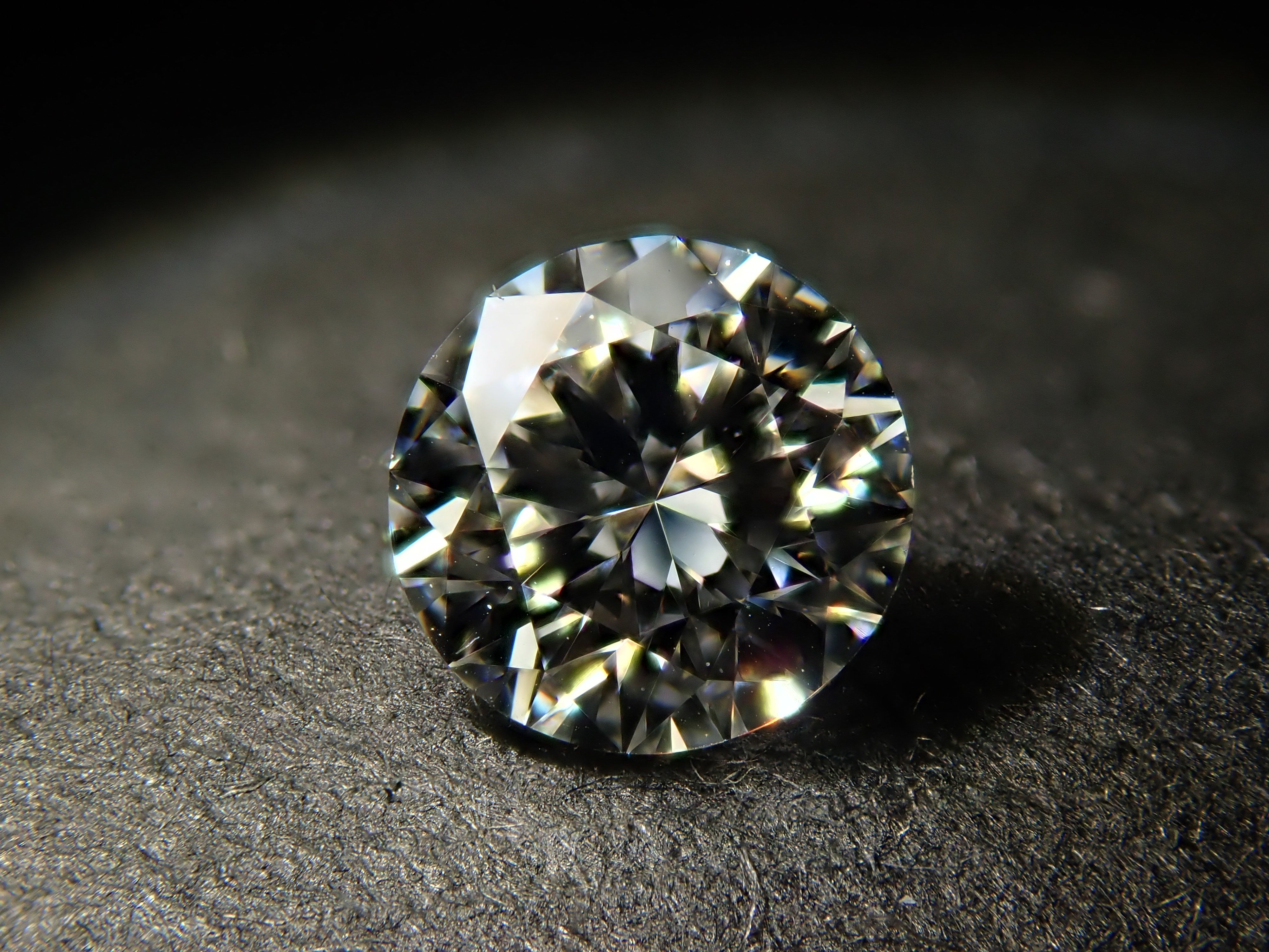 【32501902掲載】インターナリーフローレスダイヤモンド 0.300ctルース(F, IF, 3Excellent)