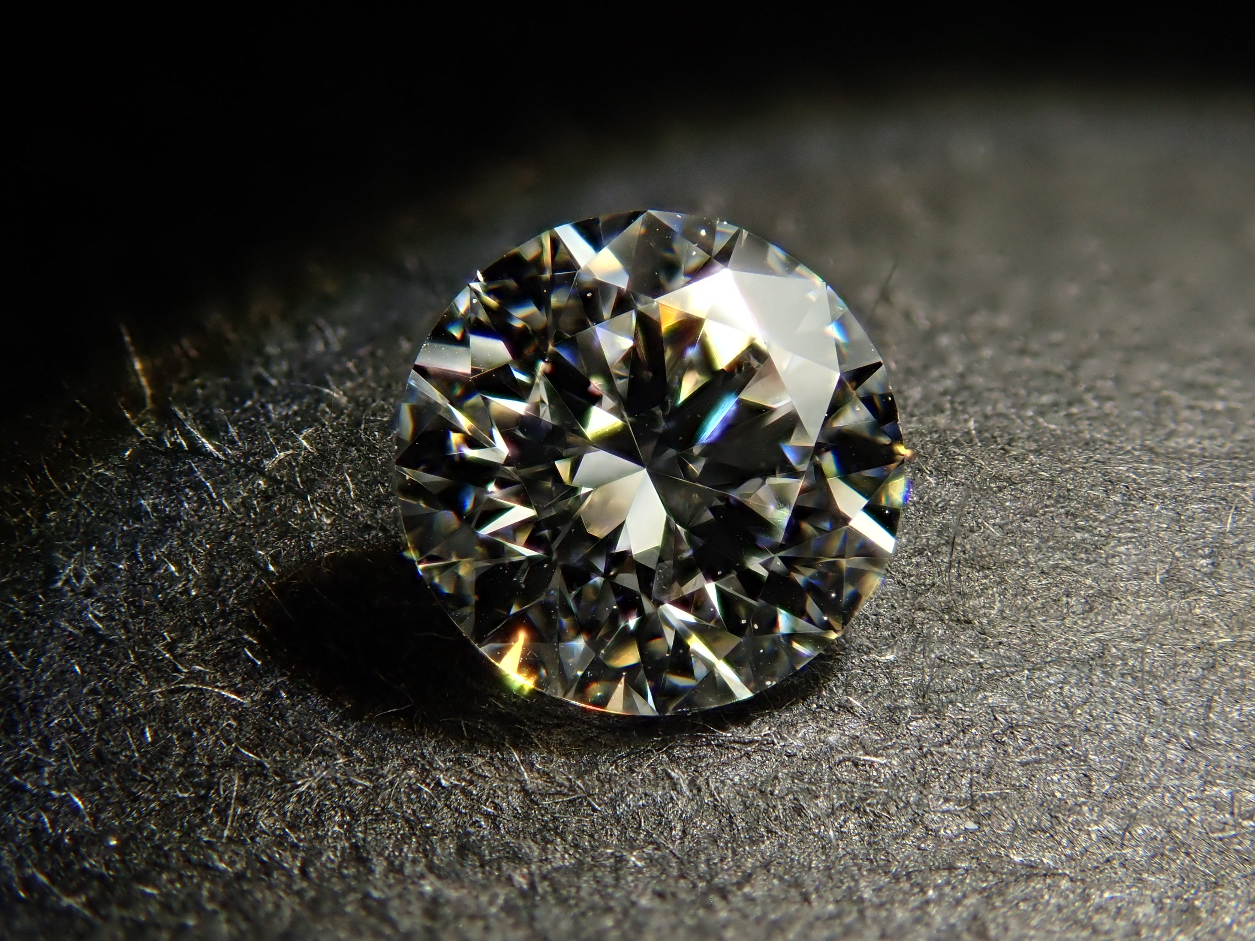 【32501902掲載】インターナリーフローレスダイヤモンド 0.300ctルース(F, IF, 3Excellent)