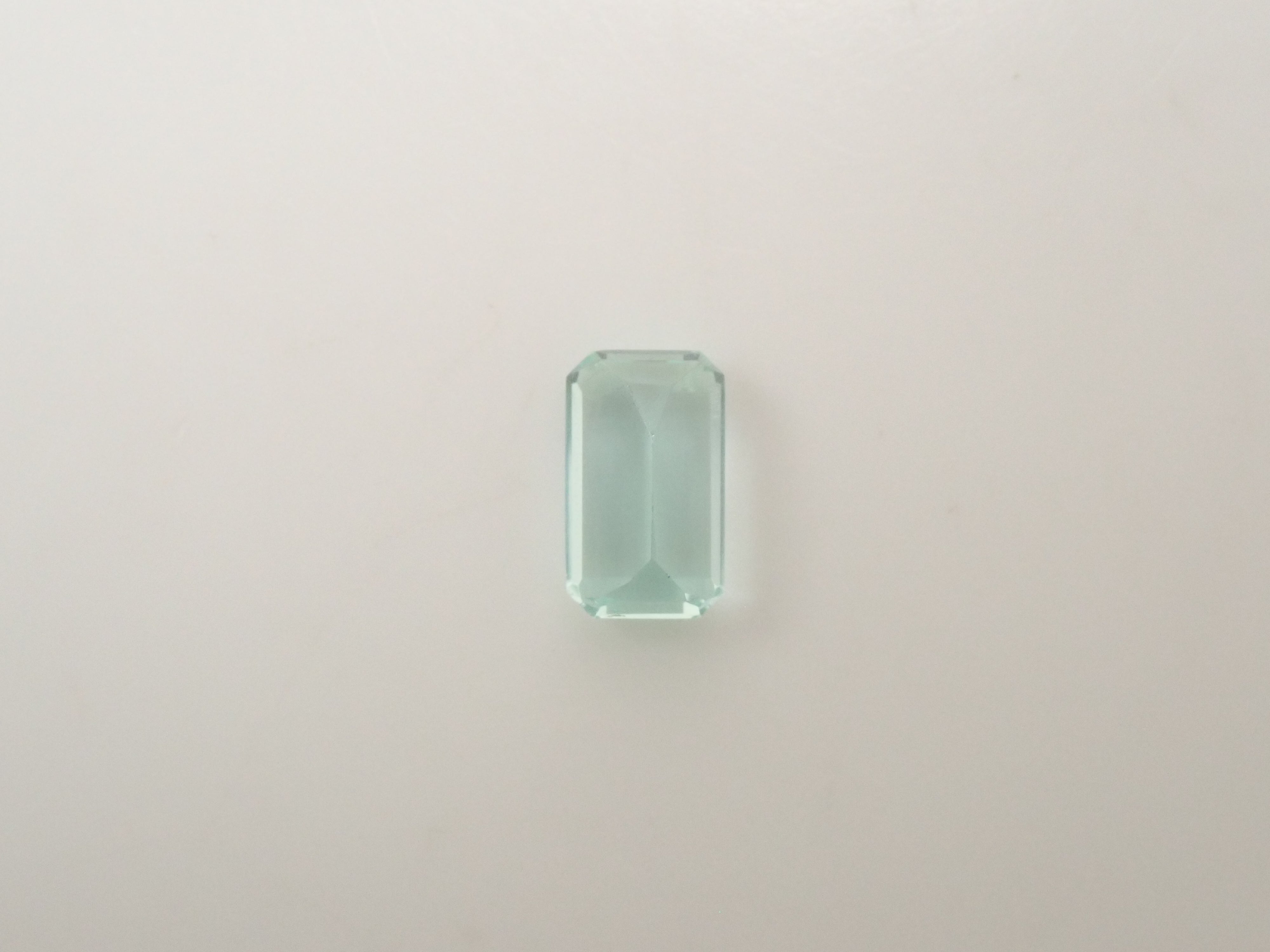 【12562855掲載】ボリビア産フォスフォフィライト 0.559ctルース