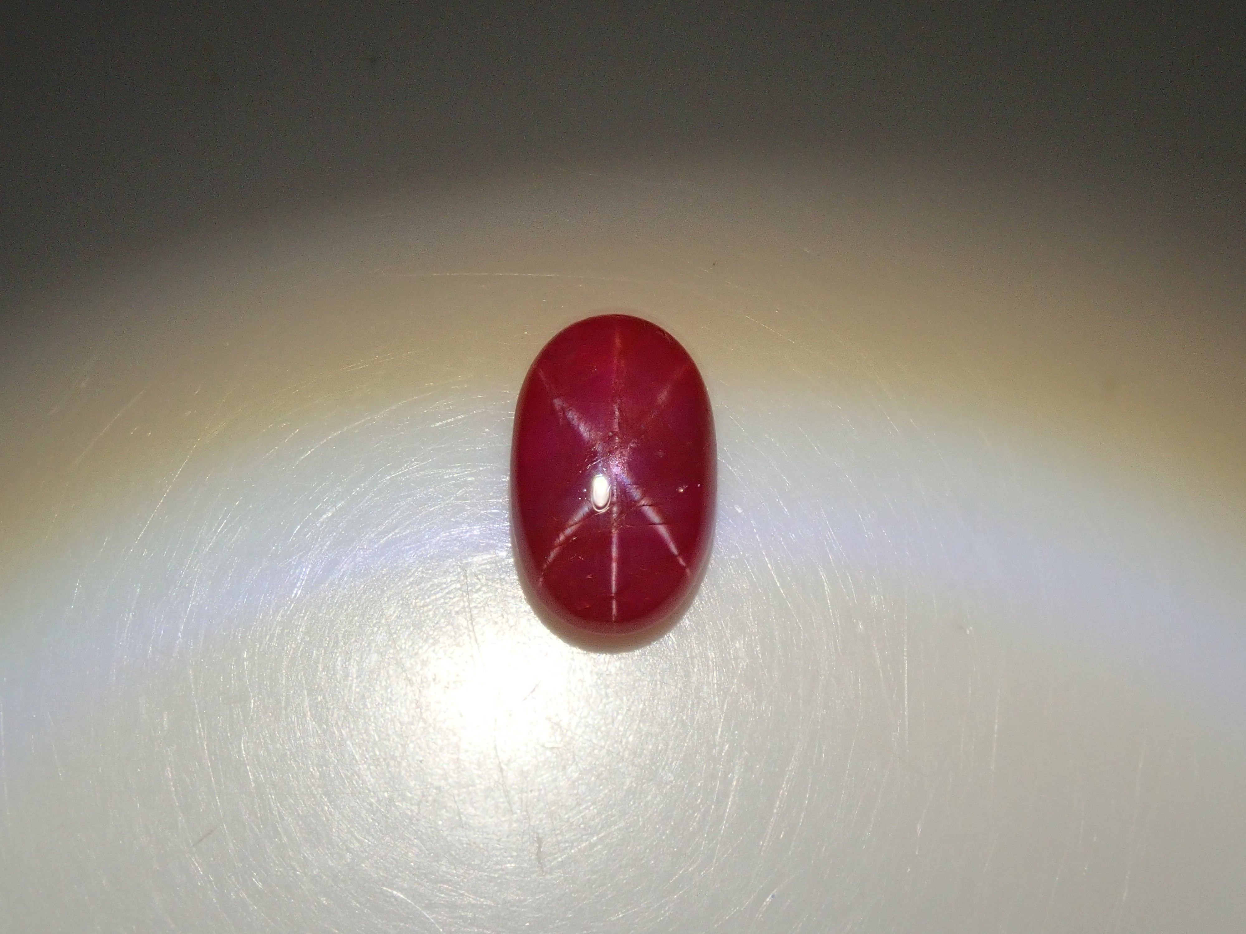 【12562859掲載】ベトナム産スタールビー(非加熱) 1.696ctルース