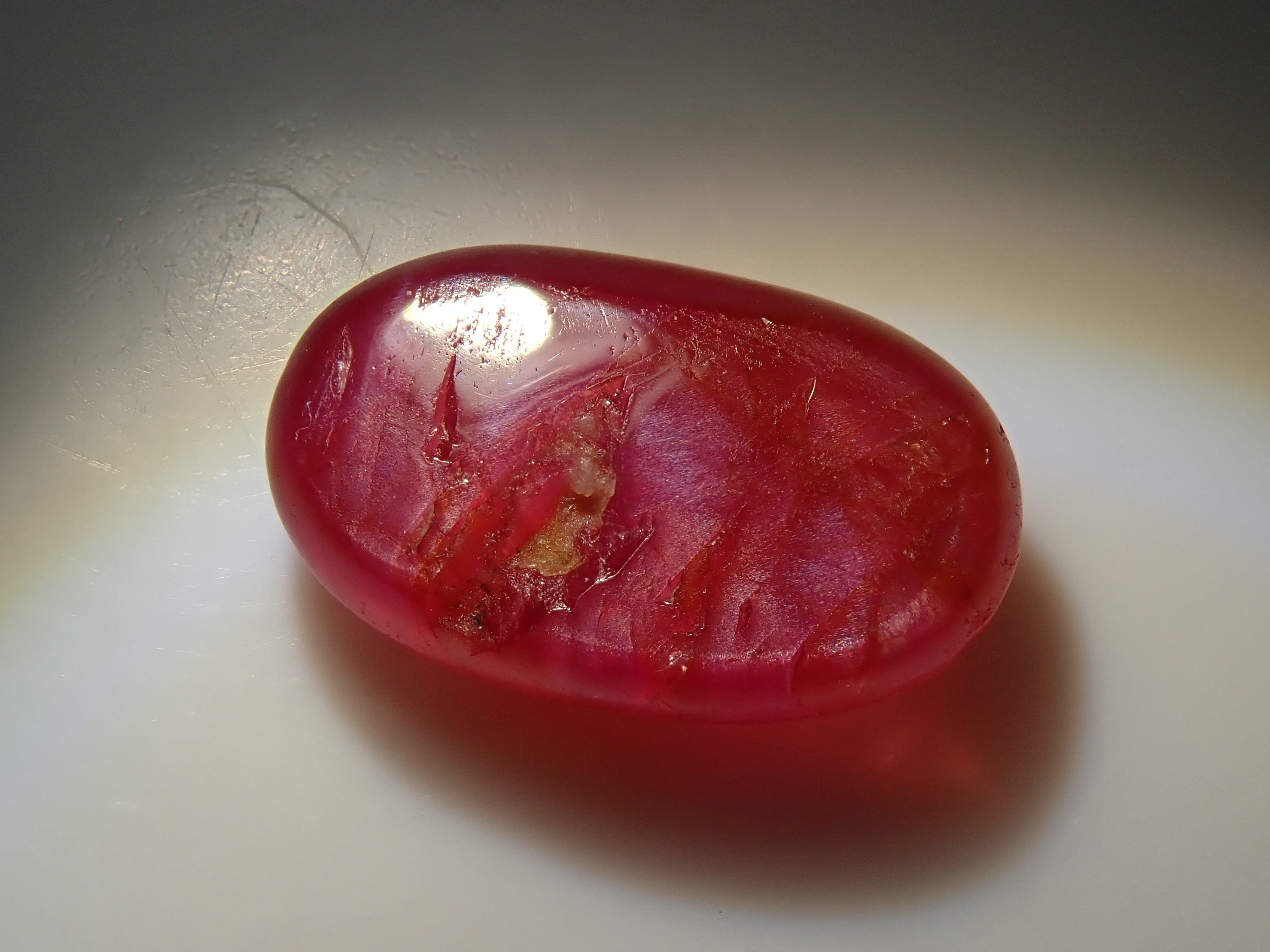 【12562859掲載】ベトナム産スタールビー(非加熱) 1.696ctルース