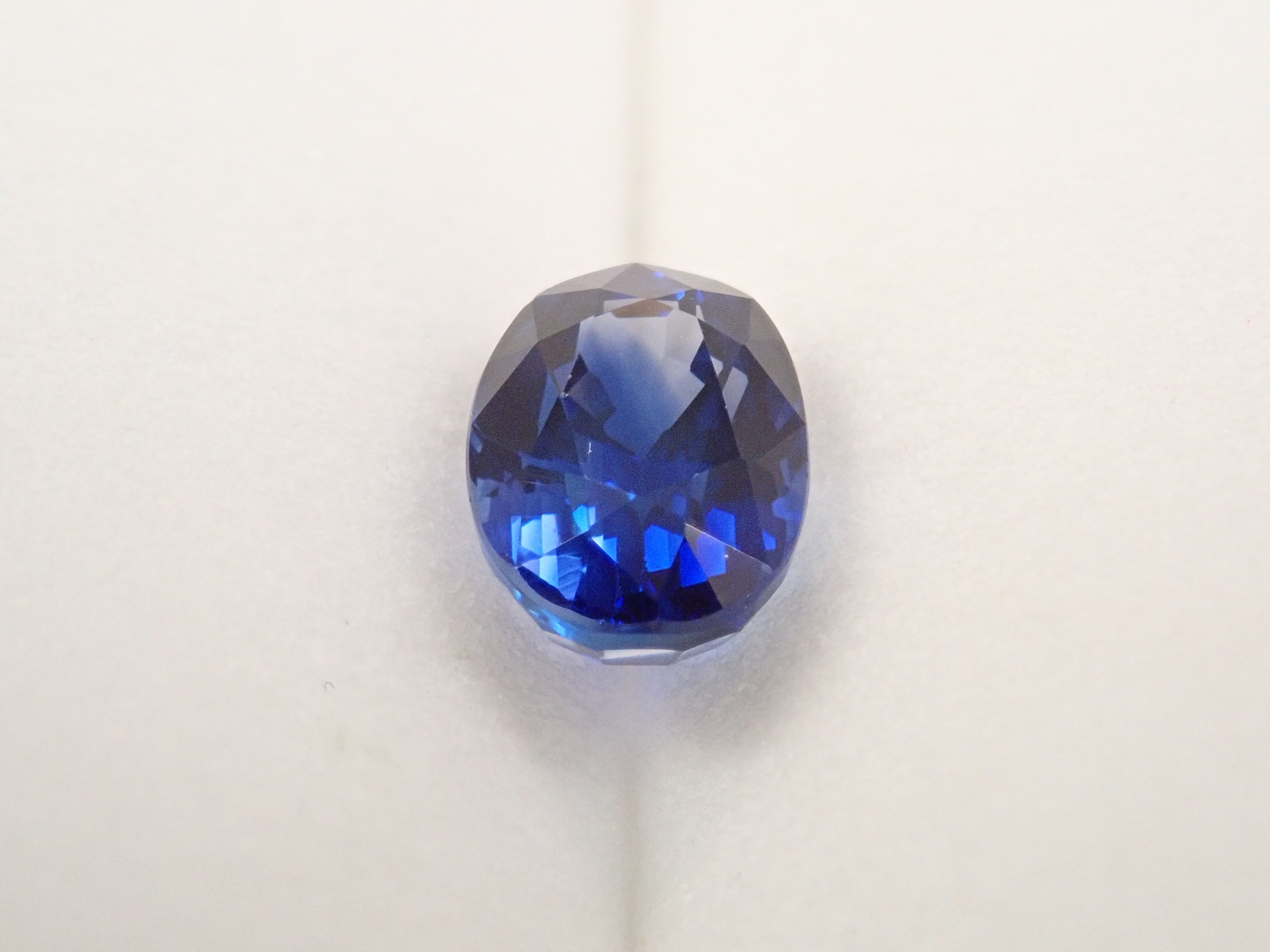 【12562869掲載】マダガスカル産サファイア 1.650ctルース