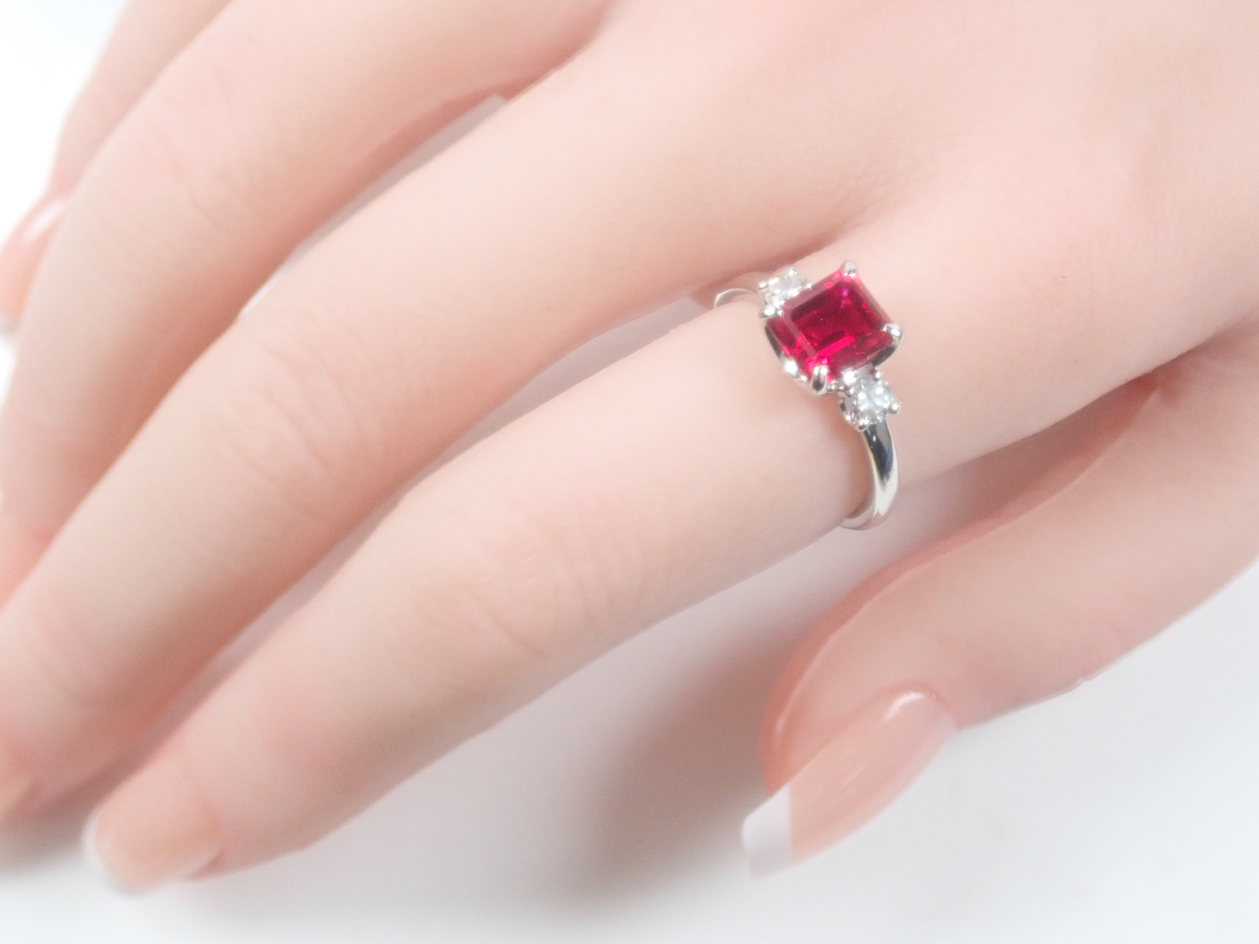 【22602586掲載】【カラフリ】Pt900 合成ルビー 1.61ct リング