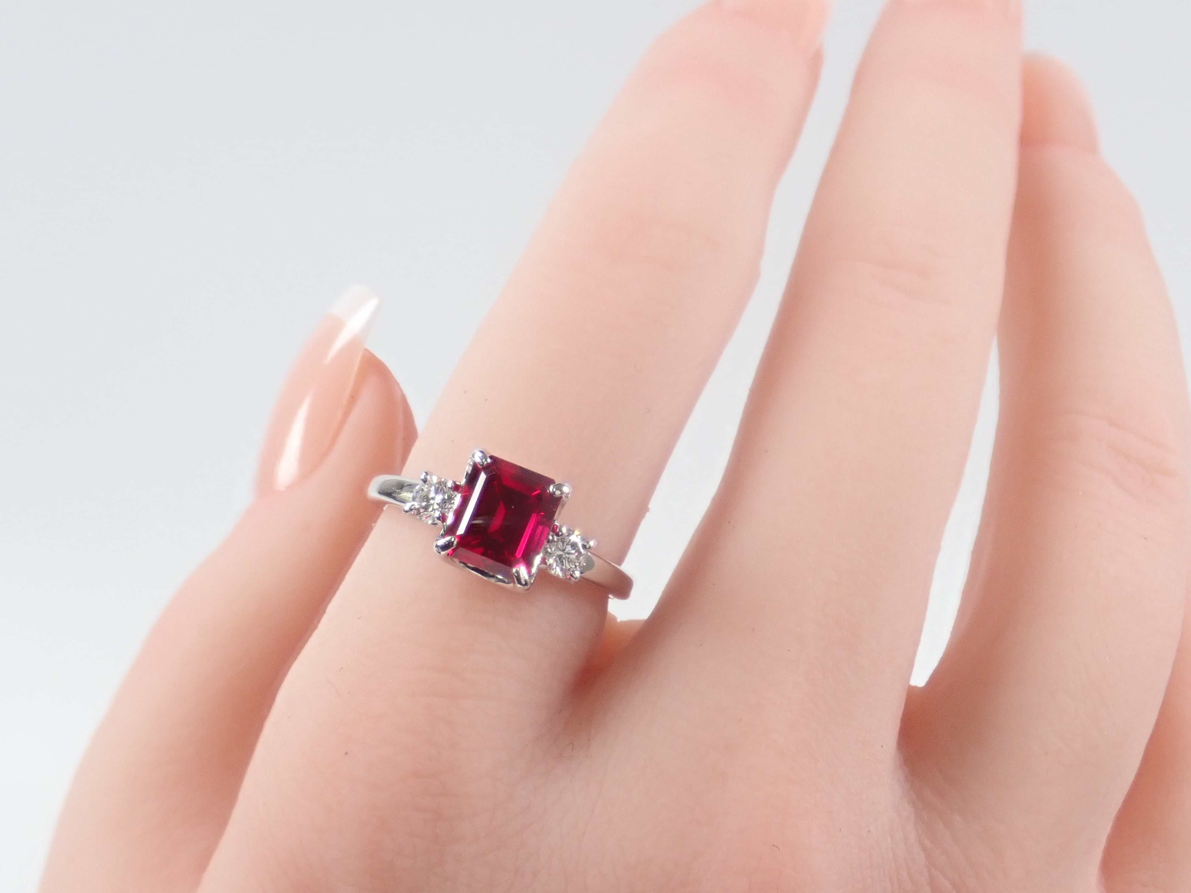 【22602586掲載】【カラフリ】Pt900 合成ルビー 1.61ct リング