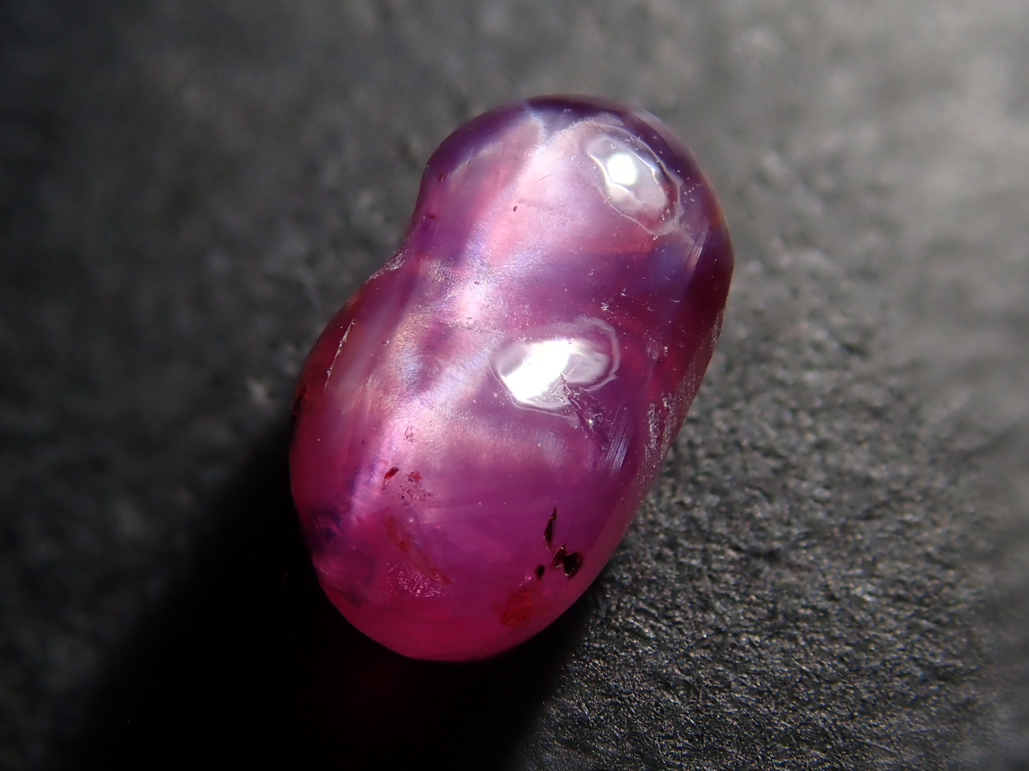 スリランカ産パープルツインスターサファイア 1.163ctルース