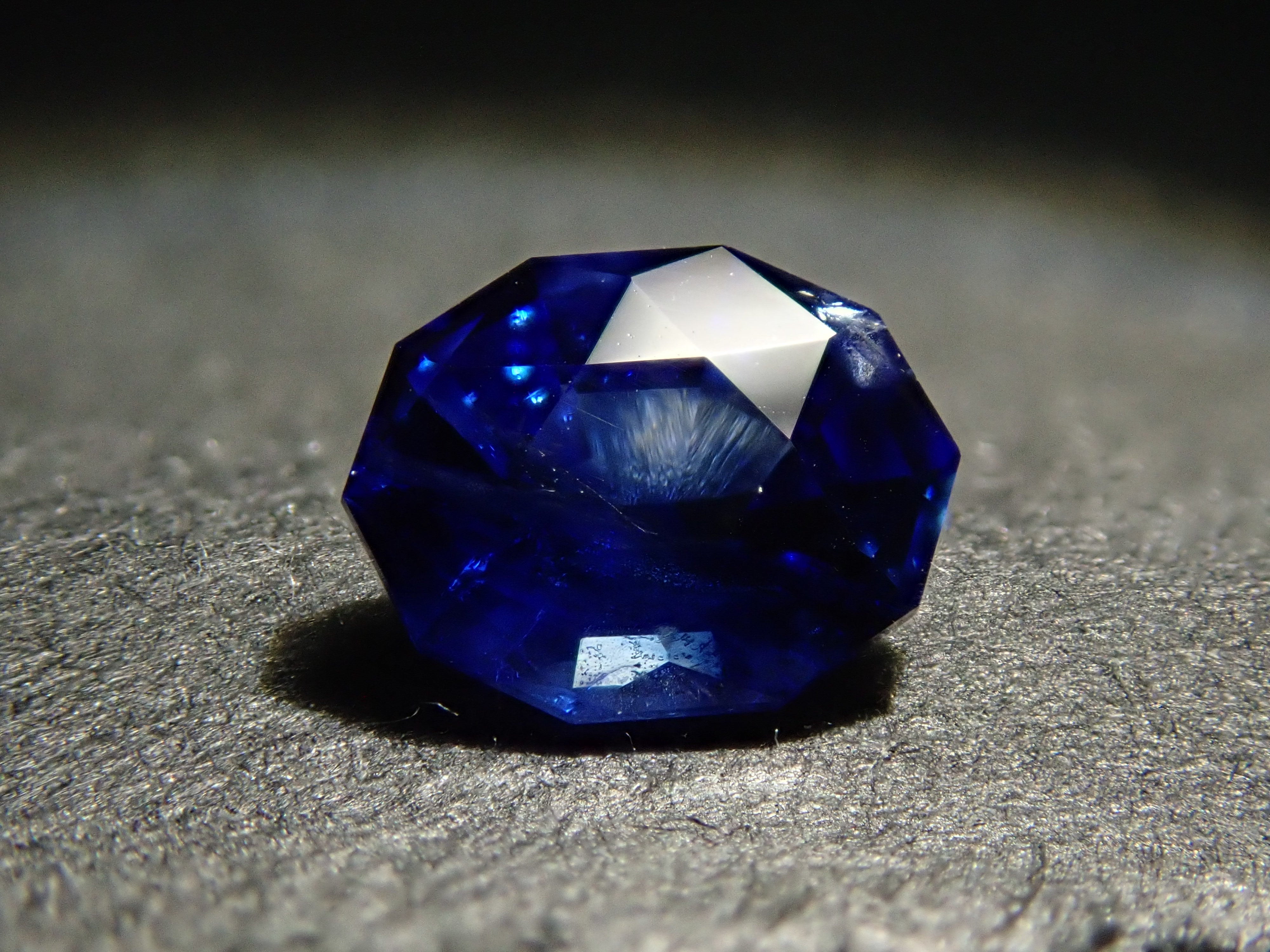 ブルーサファイア 0.448ctルース