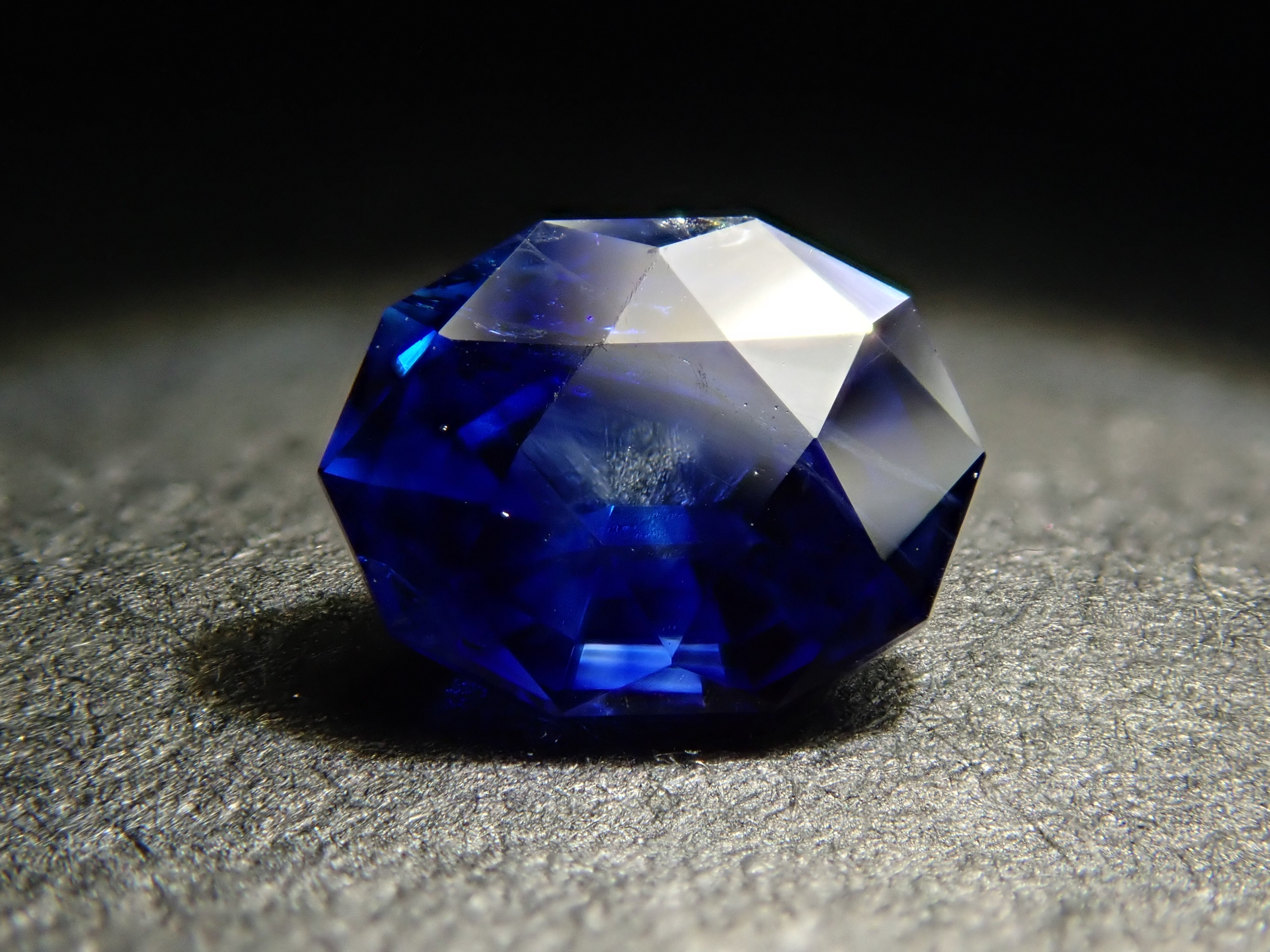 ブルーサファイア 0.448ctルース