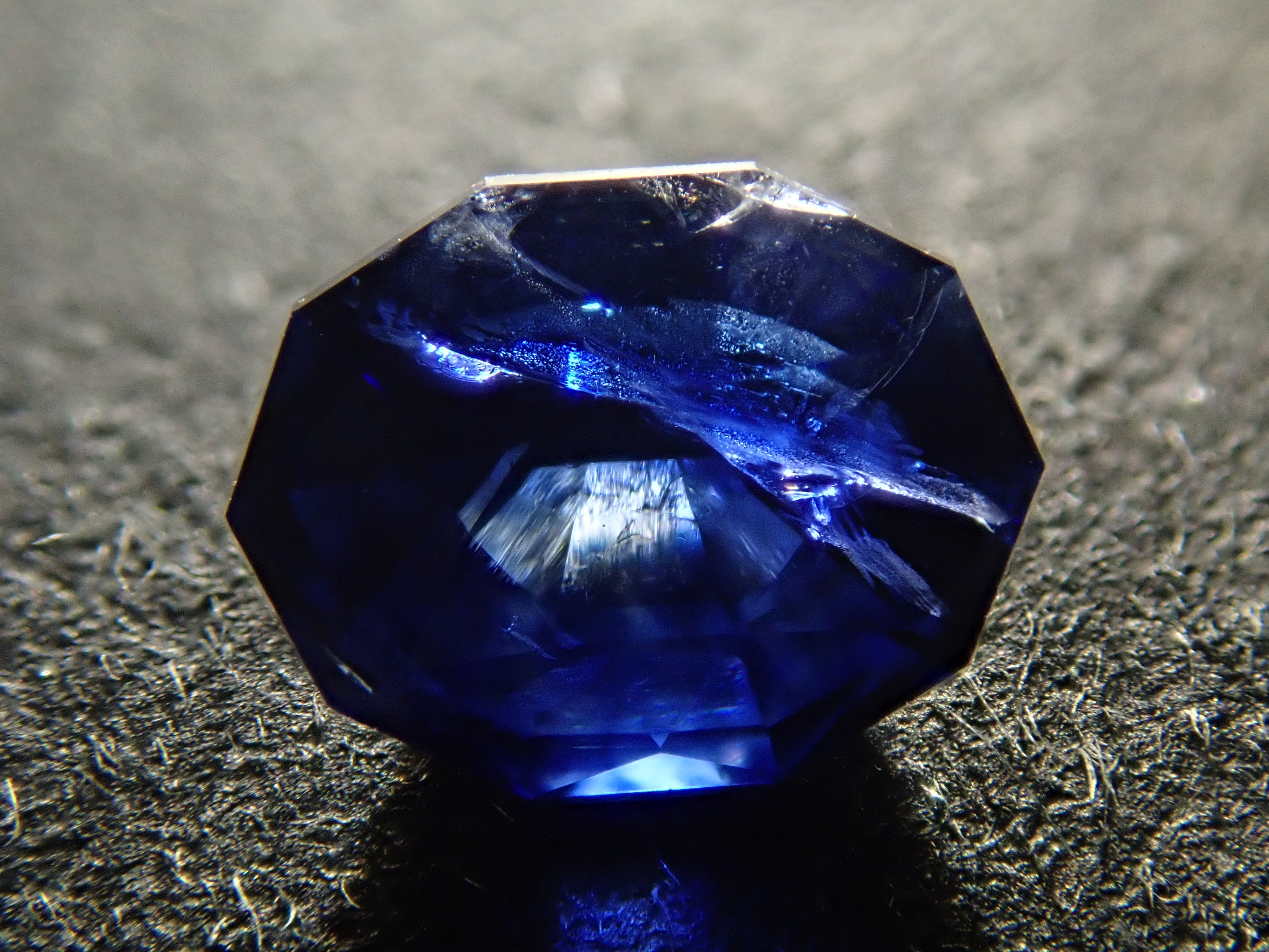 ブルーサファイア 0.448ctルース