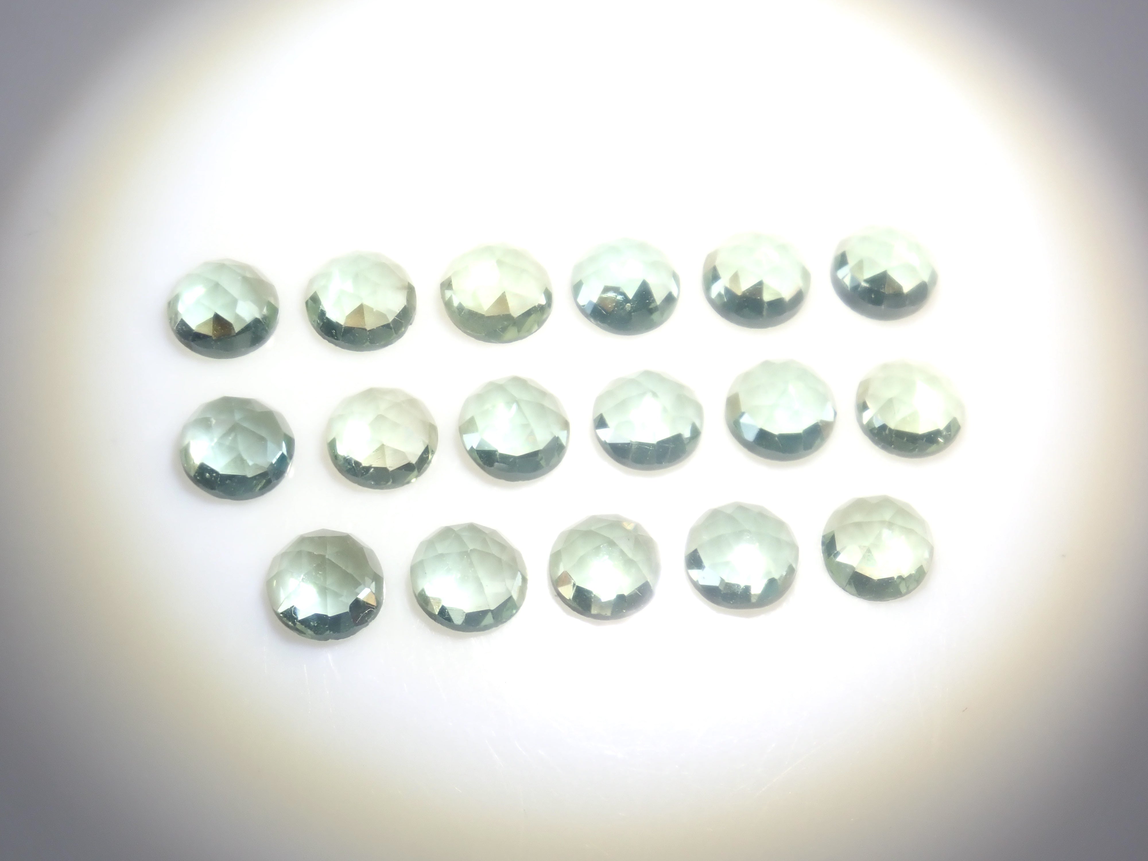 【6/5 22時販売】《限定17石》エメラルドガチャ💎通常88,800円の甲州貴石切子やローズカットやミントカラーのエメラルドが当たる《複数購入割引有》