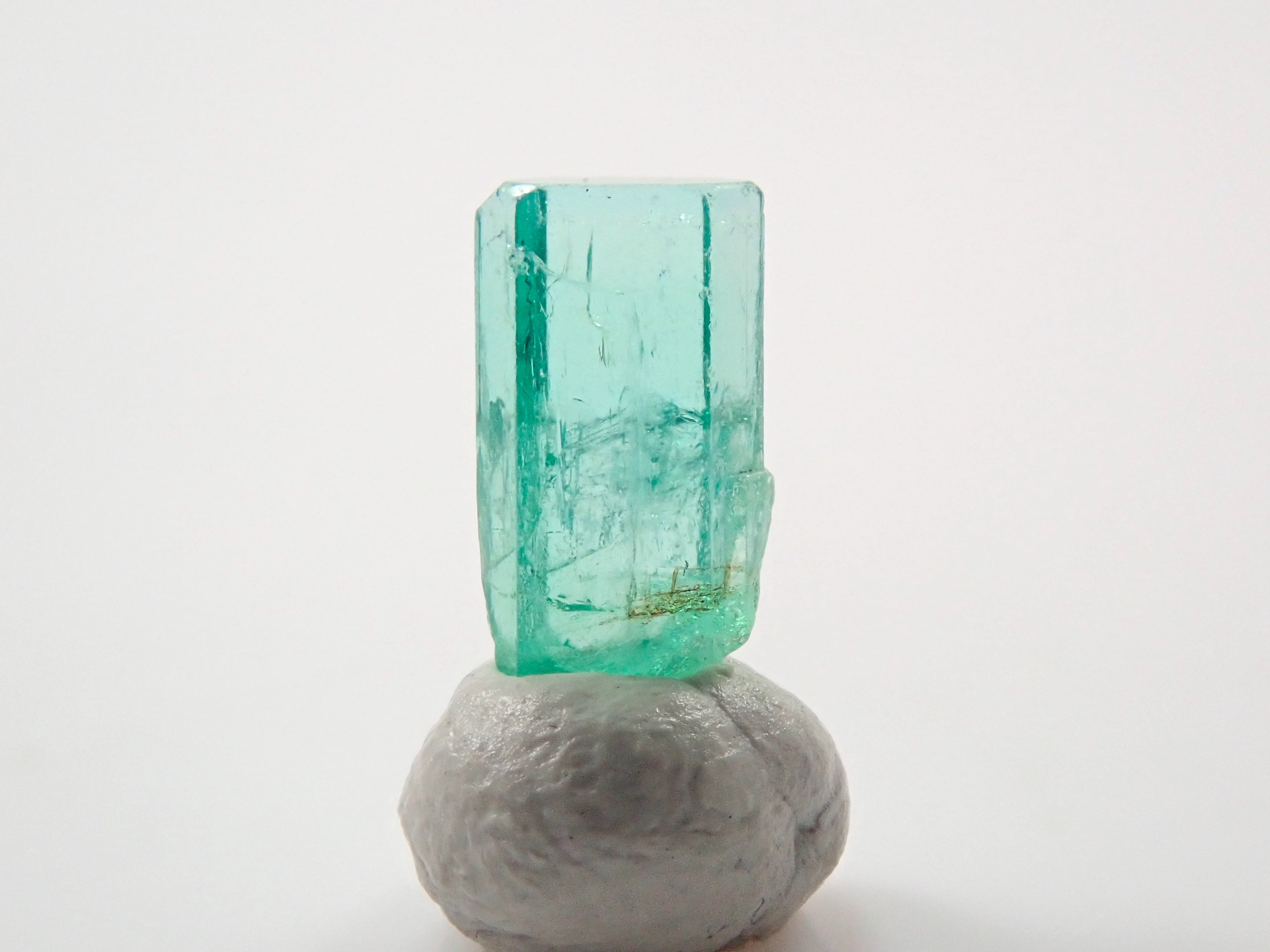 【4/25 22時販売】コロンビア産エメラルド 0.499ct原石