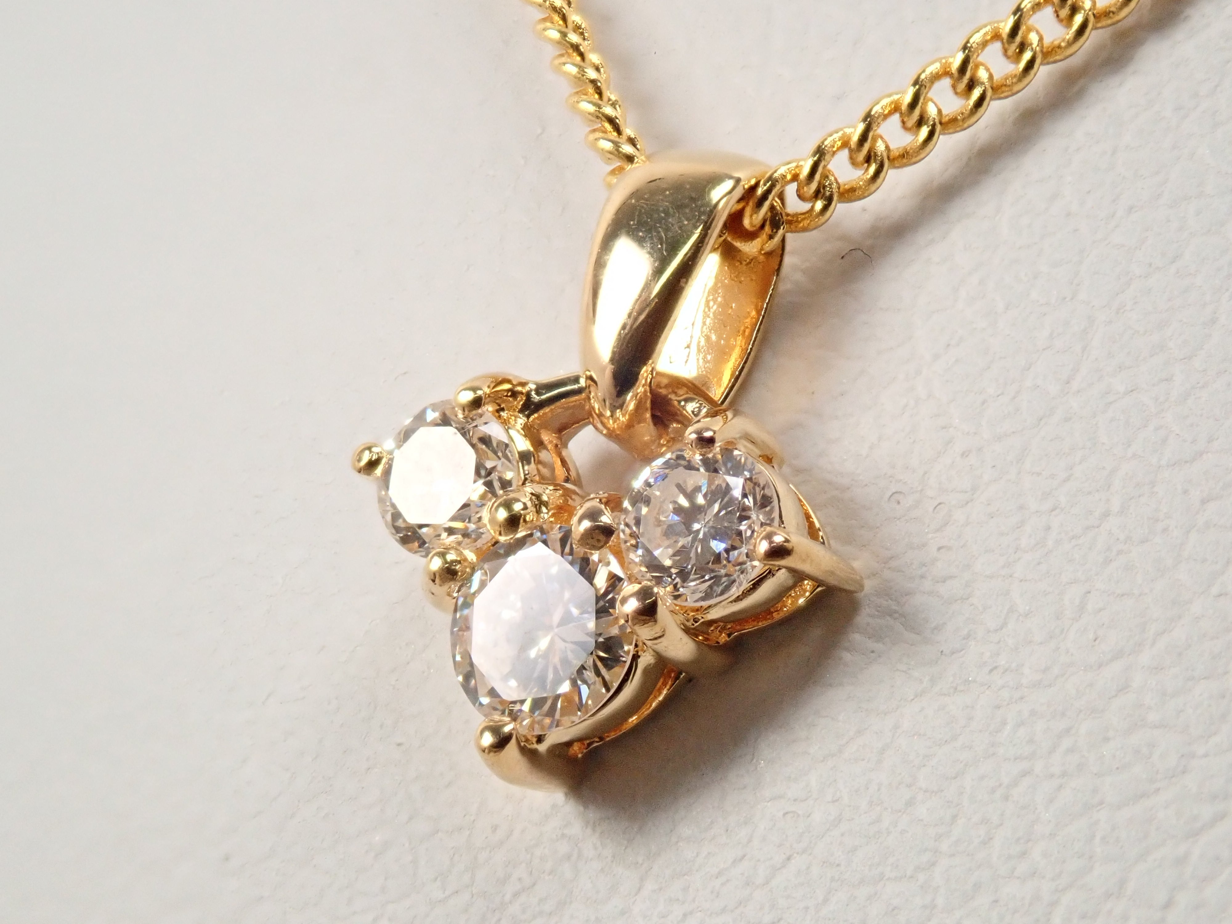【22602595掲載】【カラフリ】K18 ダイヤモンド 0.3ct ペンダント(ネックレス)