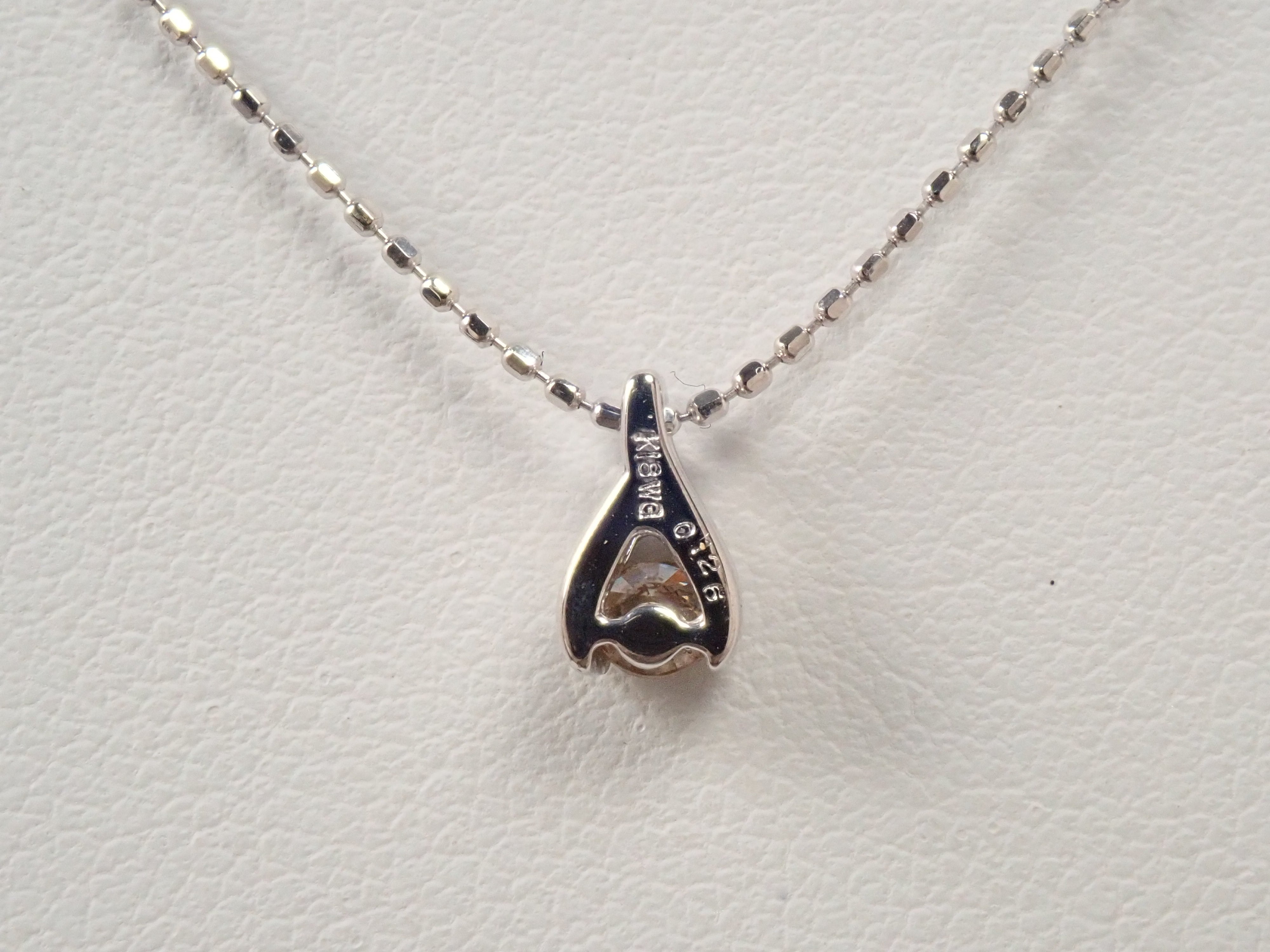 【5/23 22時販売】【カラフリ】K18WG ダイヤモンド 0.126ct ペンダント(ネックレス)