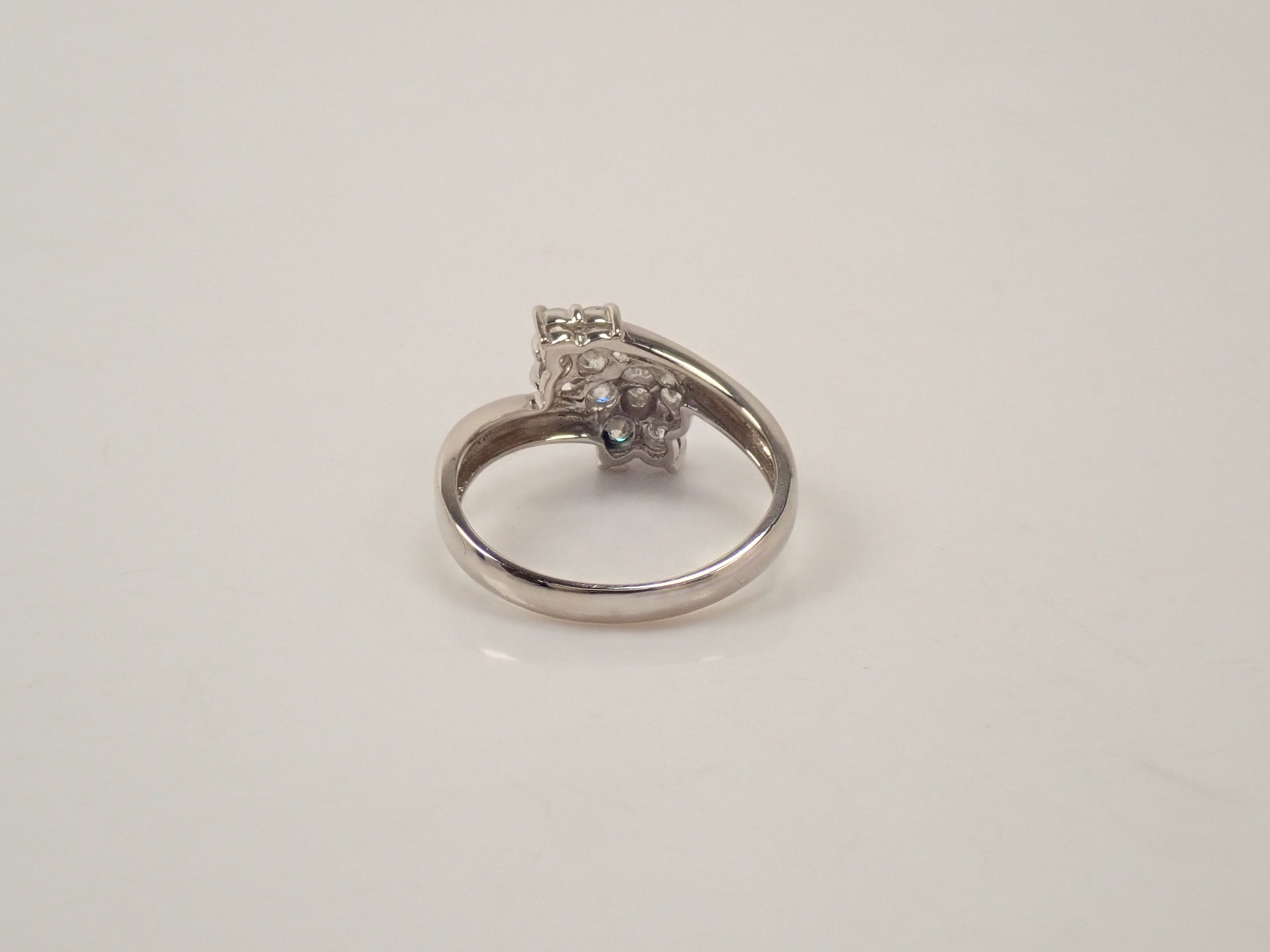 【5/18 22時販売】【カラフリ】Pt900 ダイヤモンド 0.50ct リング