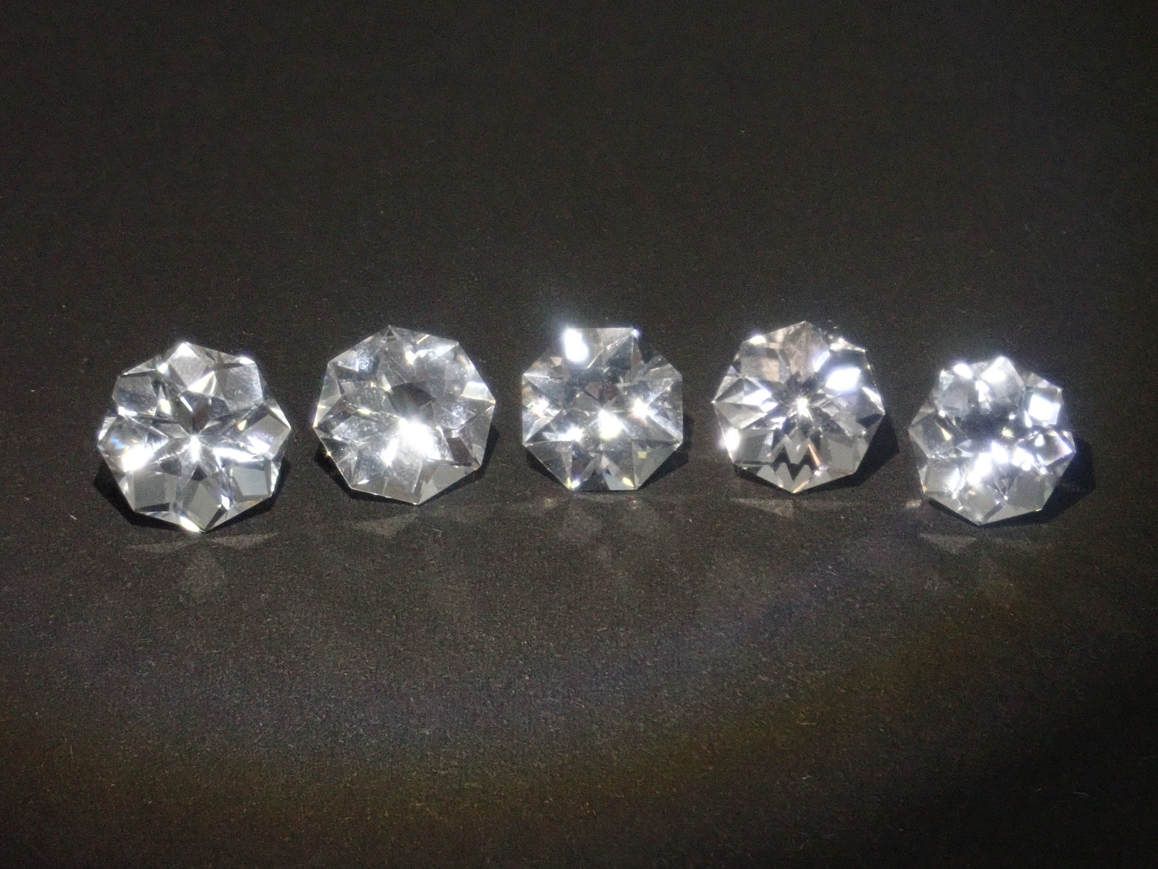 【5/16 22時販売】《限定20石》ビッグジェムガチャ💎19ct upのシミズ貴石様カメリアカットが当たる《複数購入割引有》