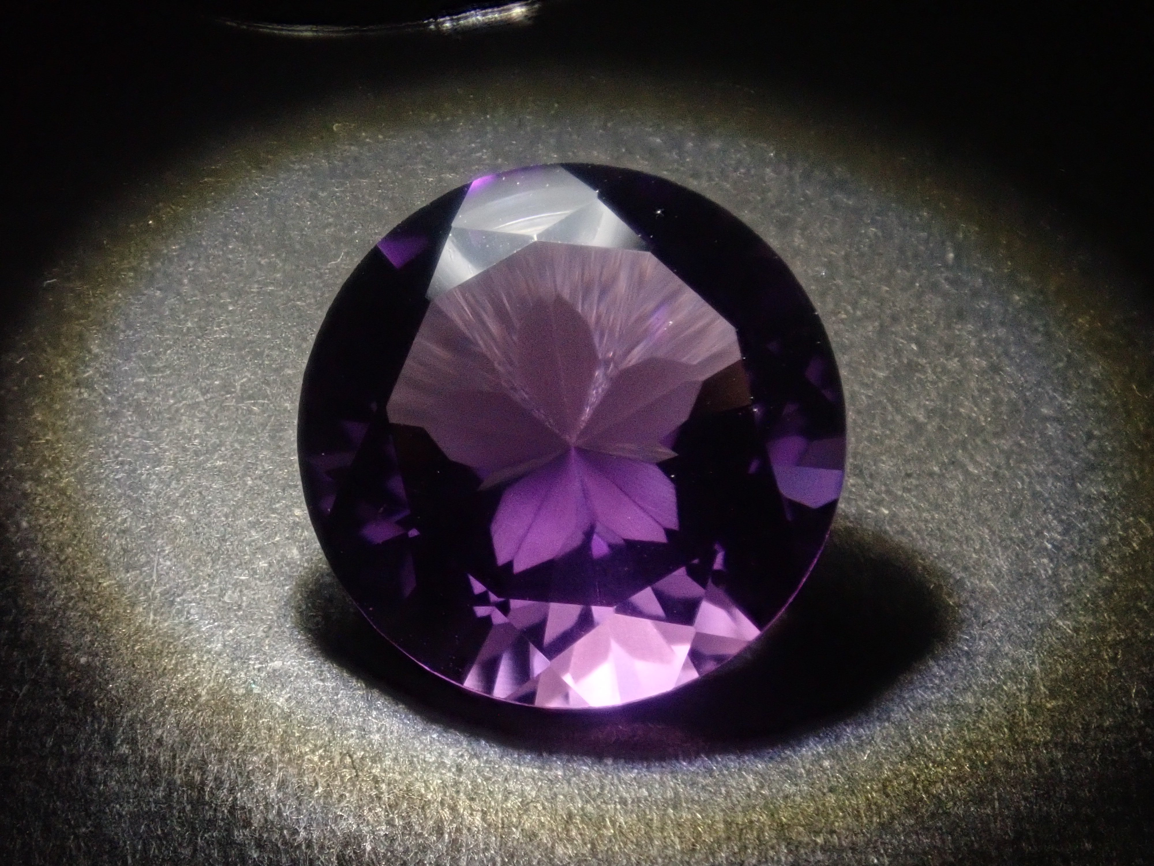 【5/16 22時販売】《限定20石》ビッグジェムガチャ💎19ct upのシミズ貴石様カメリアカットが当たる《複数購入割引有》