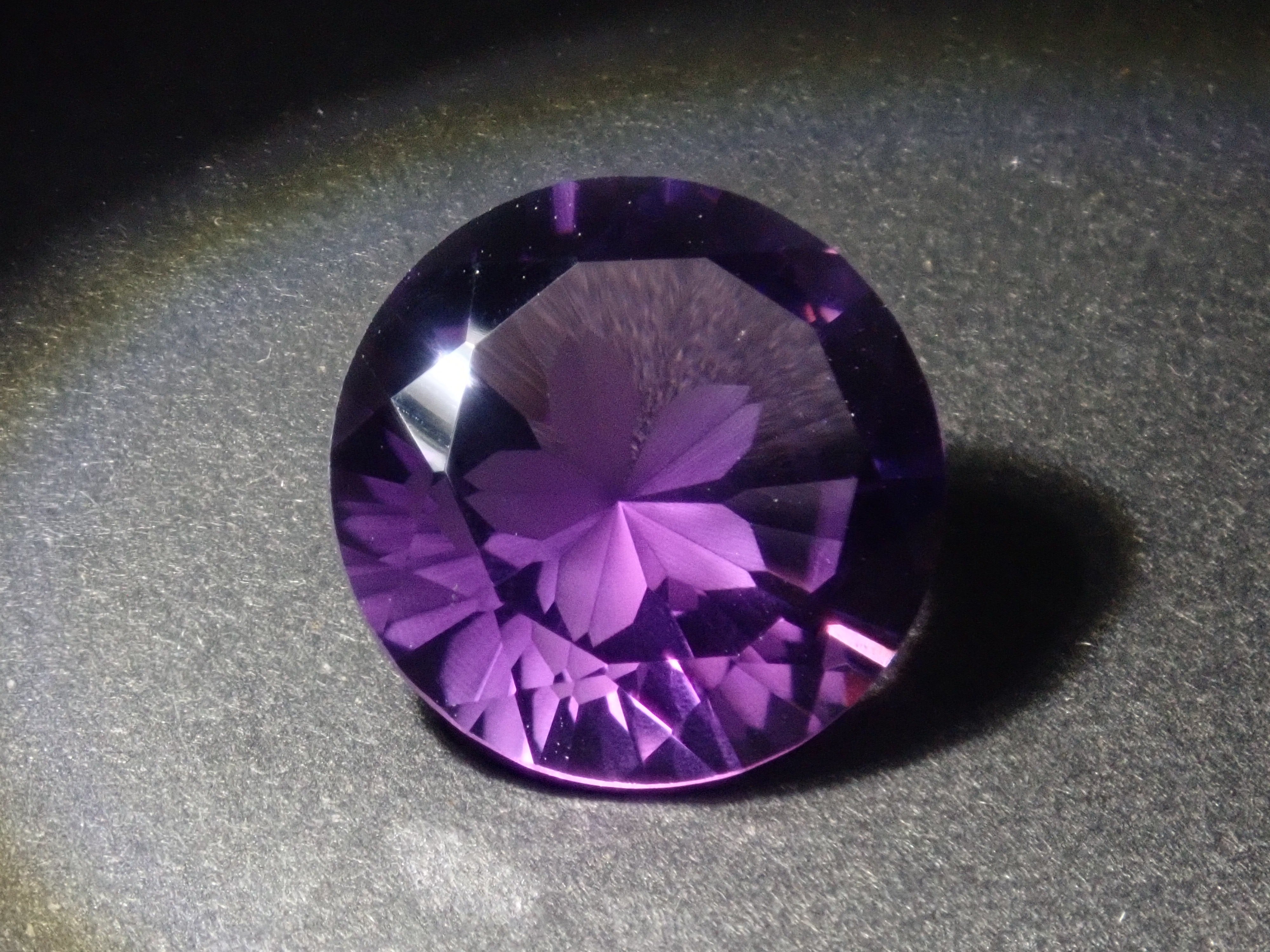 【5/16 22時販売】《限定20石》ビッグジェムガチャ💎19ct upのシミズ貴石様カメリアカットが当たる《複数購入割引有》