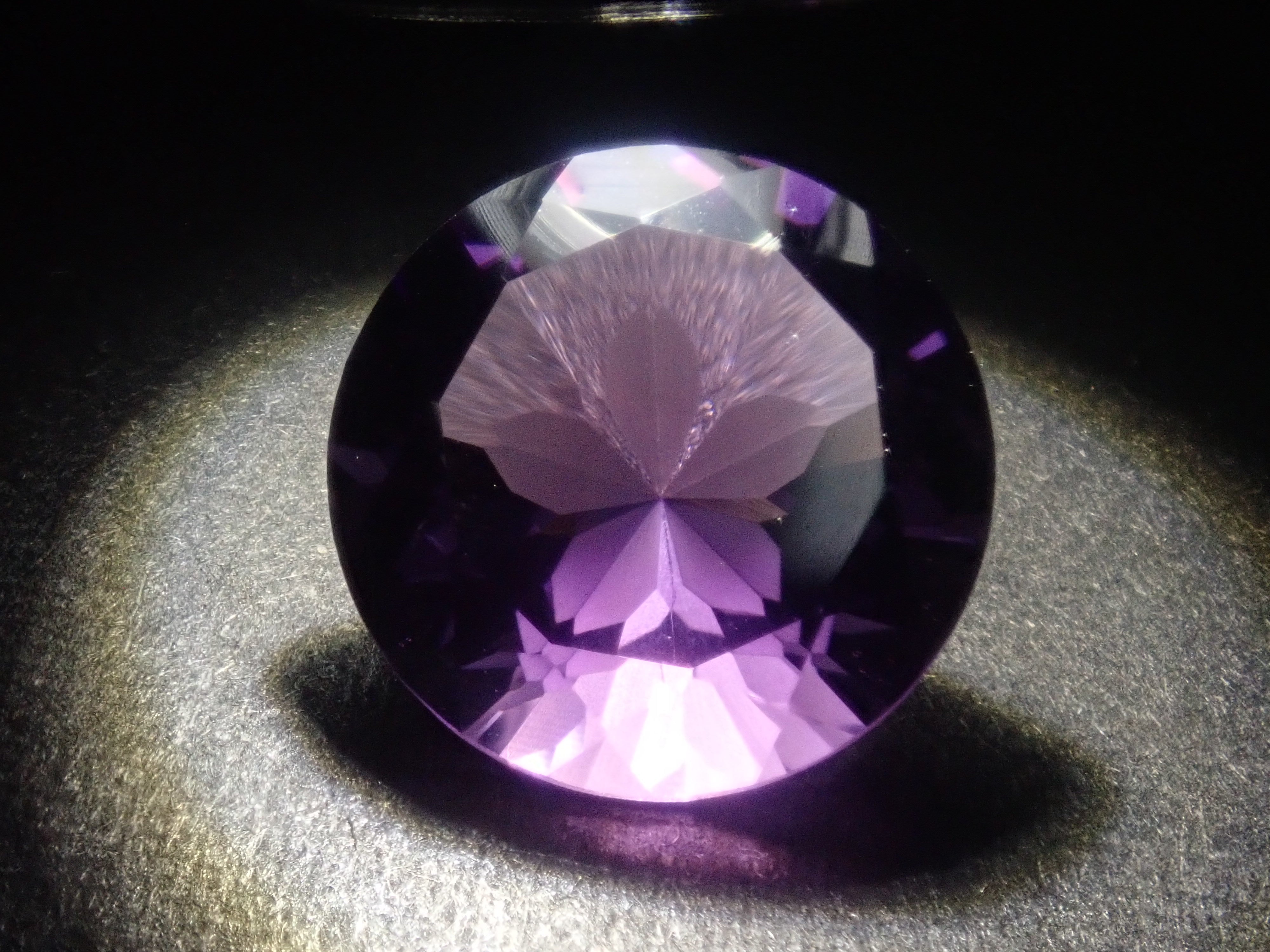 【5/16 22時販売】《限定20石》ビッグジェムガチャ💎19ct upのシミズ貴石様カメリアカットが当たる《複数購入割引有》