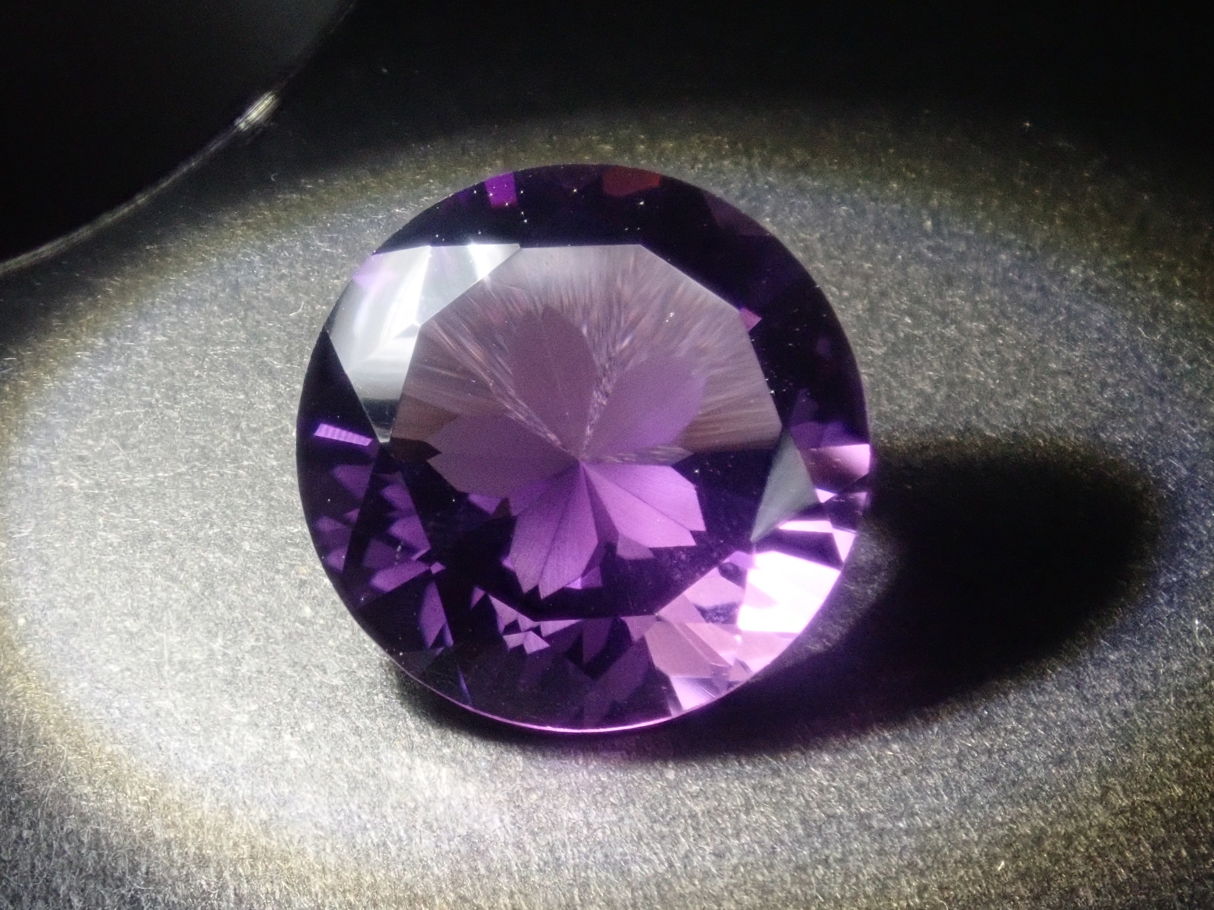 【5/16 22時販売】《限定20石》ビッグジェムガチャ💎19ct upのシミズ貴石様カメリアカットが当たる《複数購入割引有》