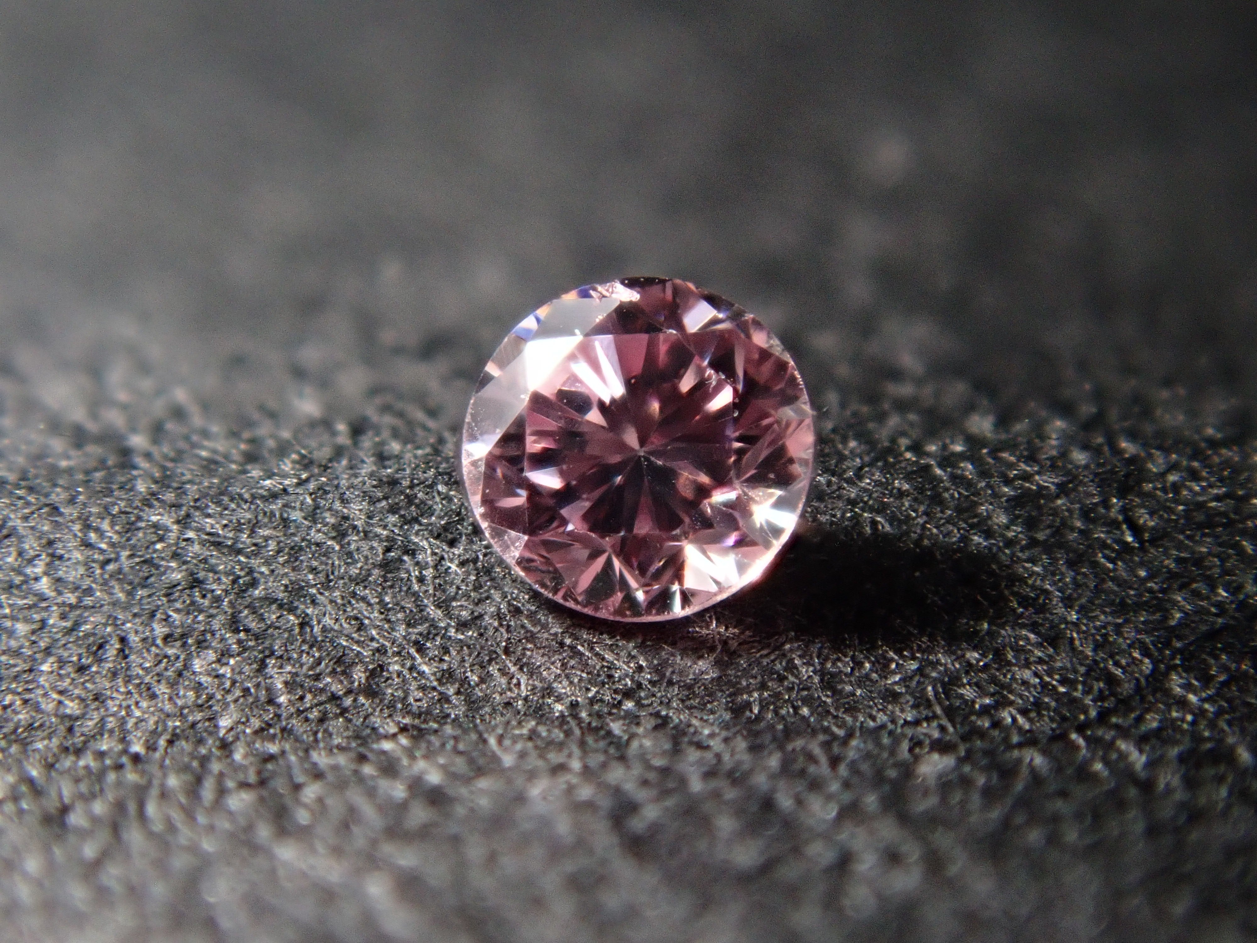 【32501694掲載】ピンクダイヤモンド 0.031ctルース(FANCY PRPLISH PINK, SI1)