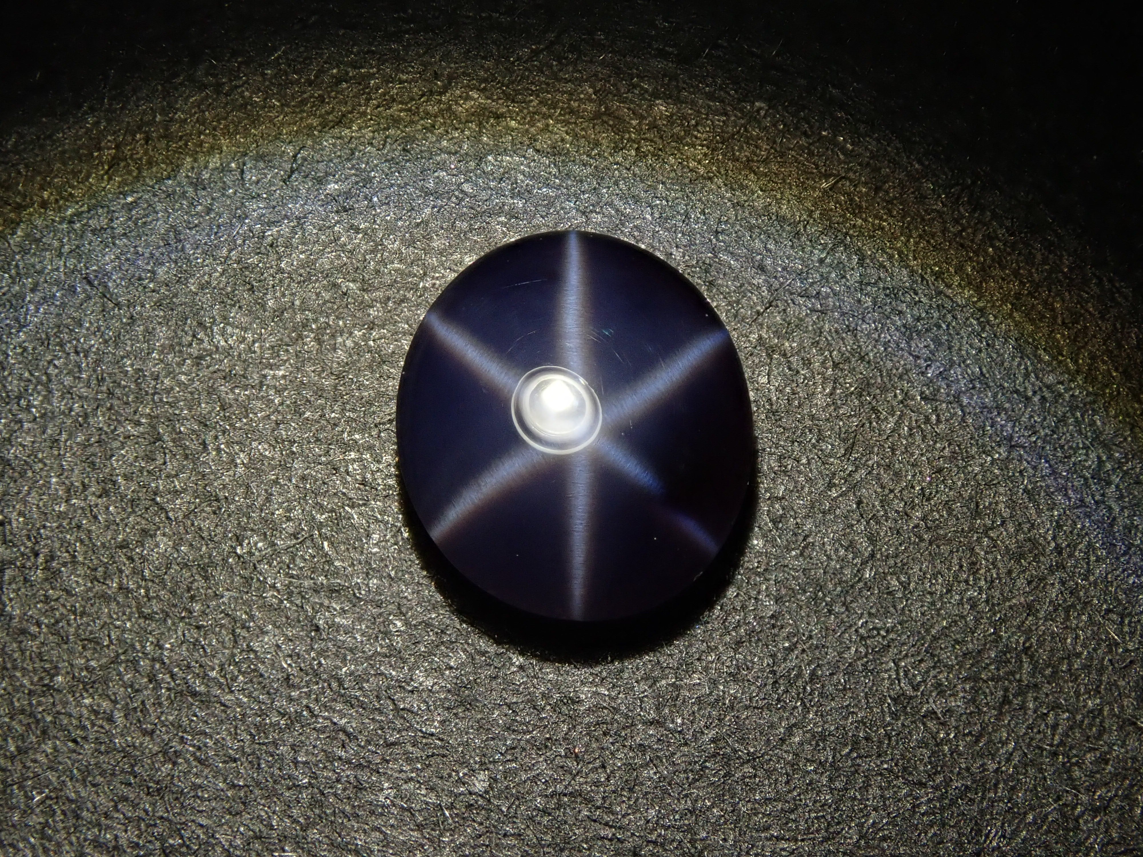 スタースピネル 0.936ctルース