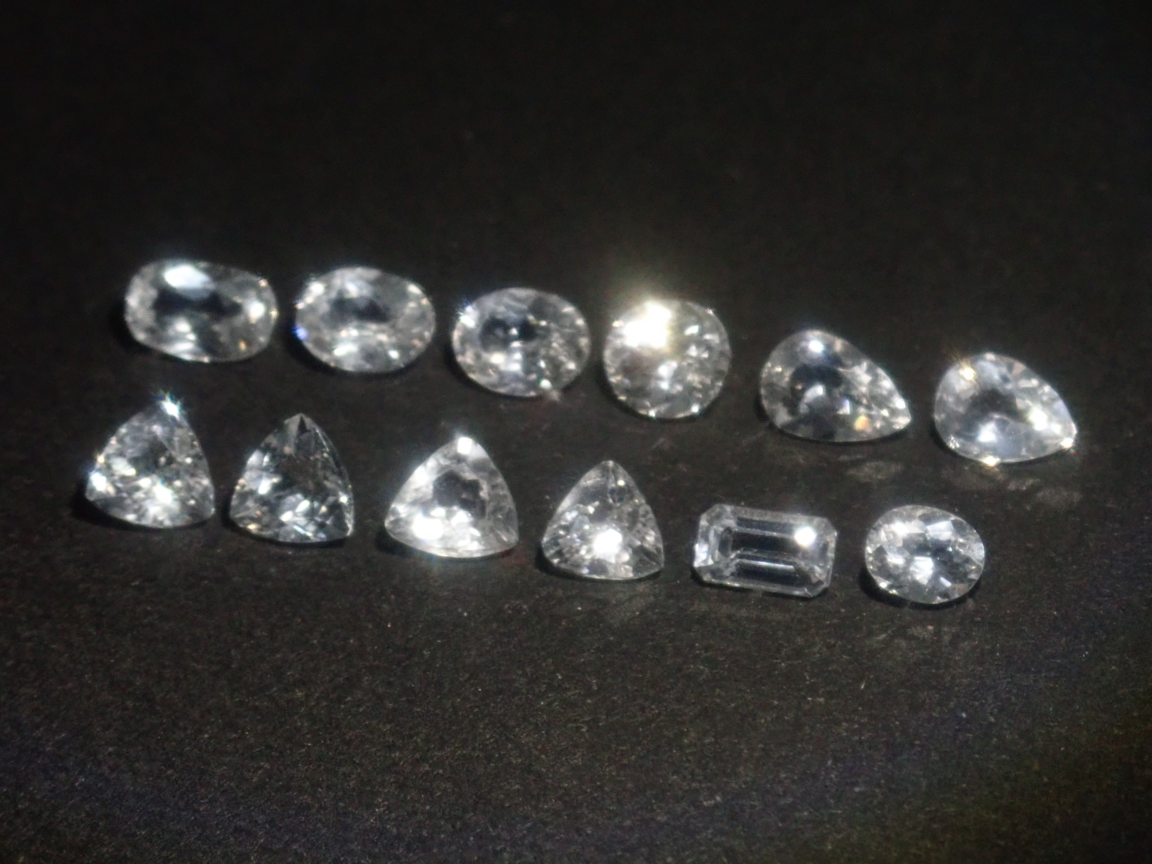 【5/23 22時販売】《限定12石》ロシア産フェナカイト1石ルース(平均0.35ct)《複数購入割引有》