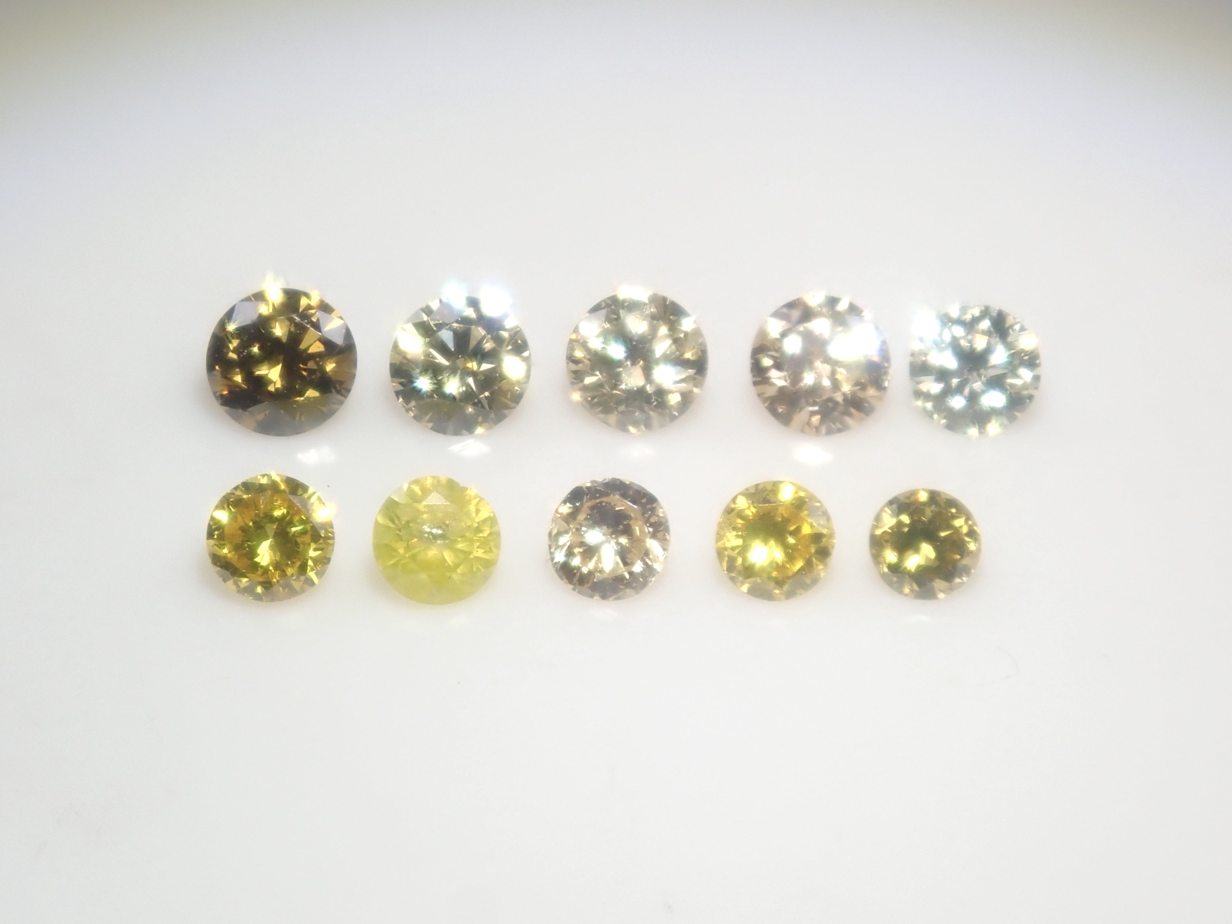 【5/29 22時販売】《限定13石》通常39,800円VVS-2/4.3mm/ソーティング付きが当たる💎イエローダイヤモンドガチャ《複数購入割引有》