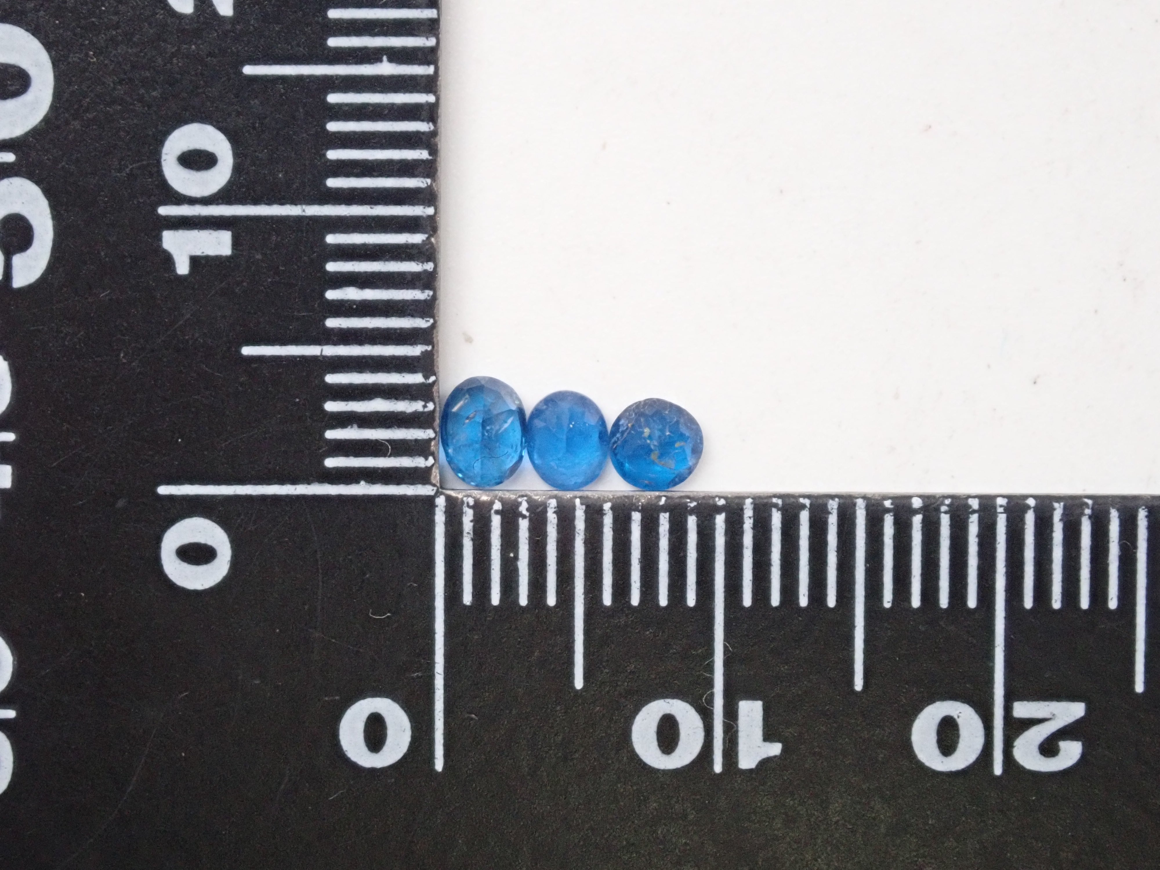 ジェムガチャ💎 アフガナイト1石 ルース(平均0.14ct)《複数購入割引有》