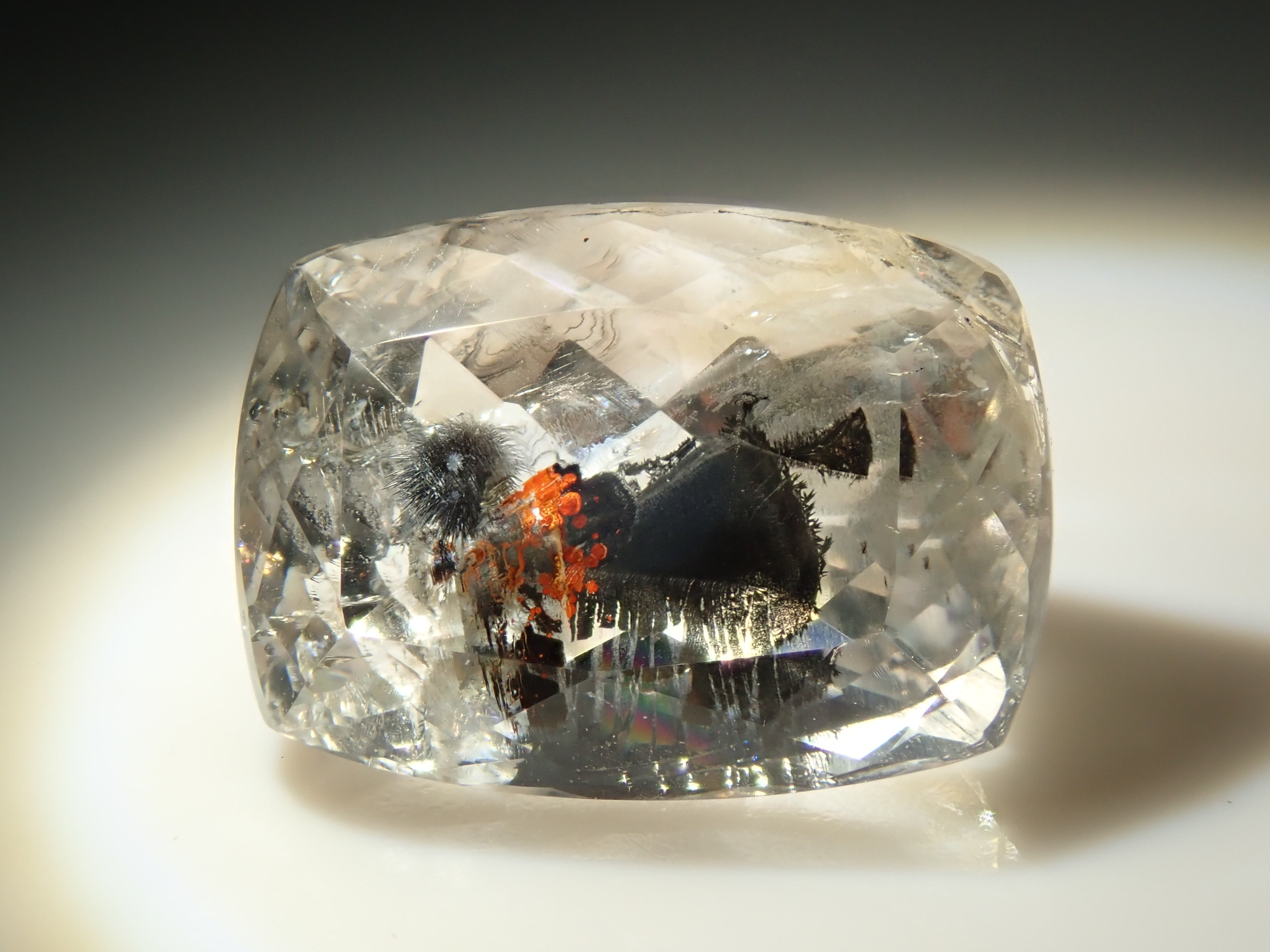 ロマネサイトインクォーツ 4.825ctルース