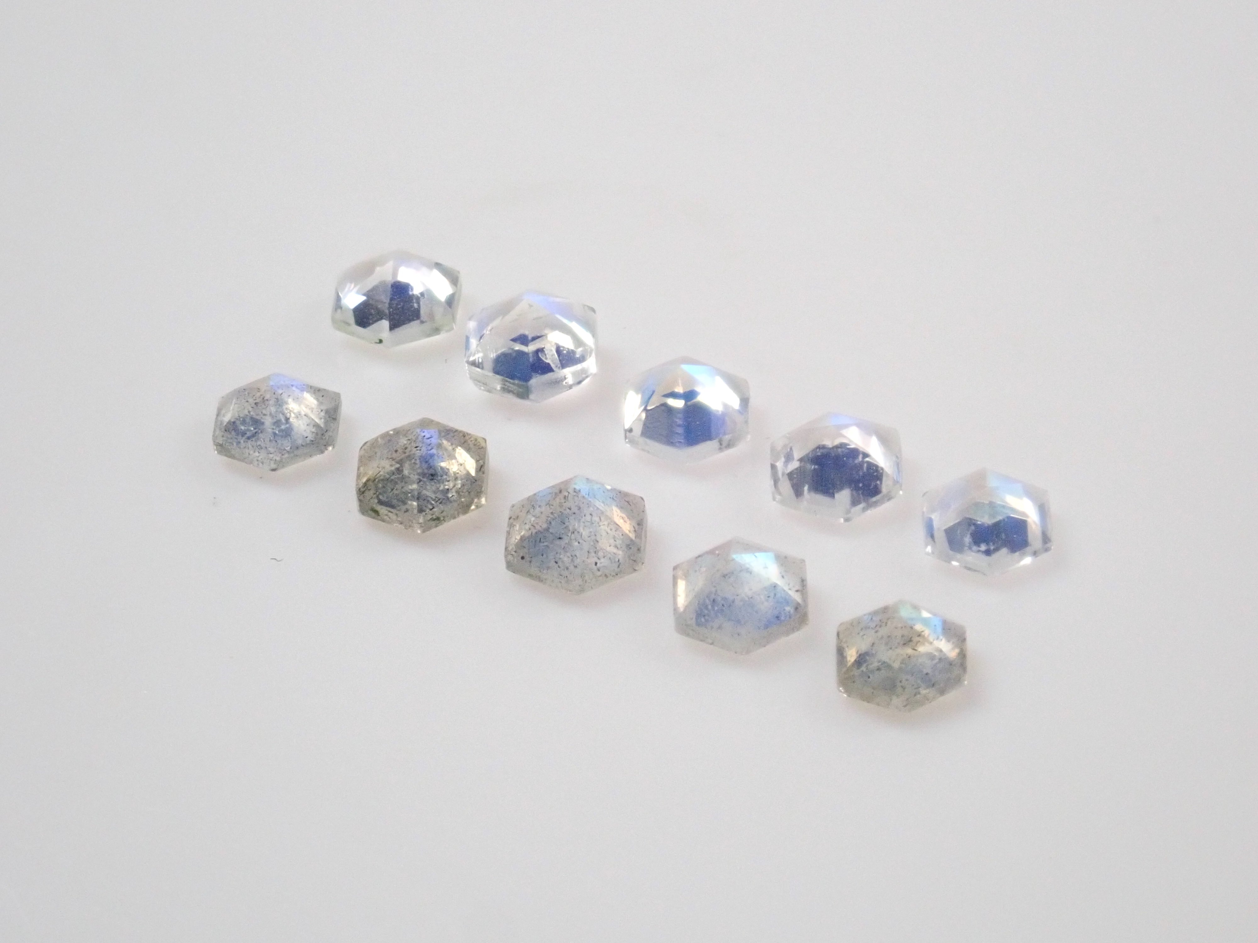 Limited to 23 stones: Labradorite & Andesine Labradorite 2-stone set (Hexagonal cut, 3mm) Multiple purchase discounts available