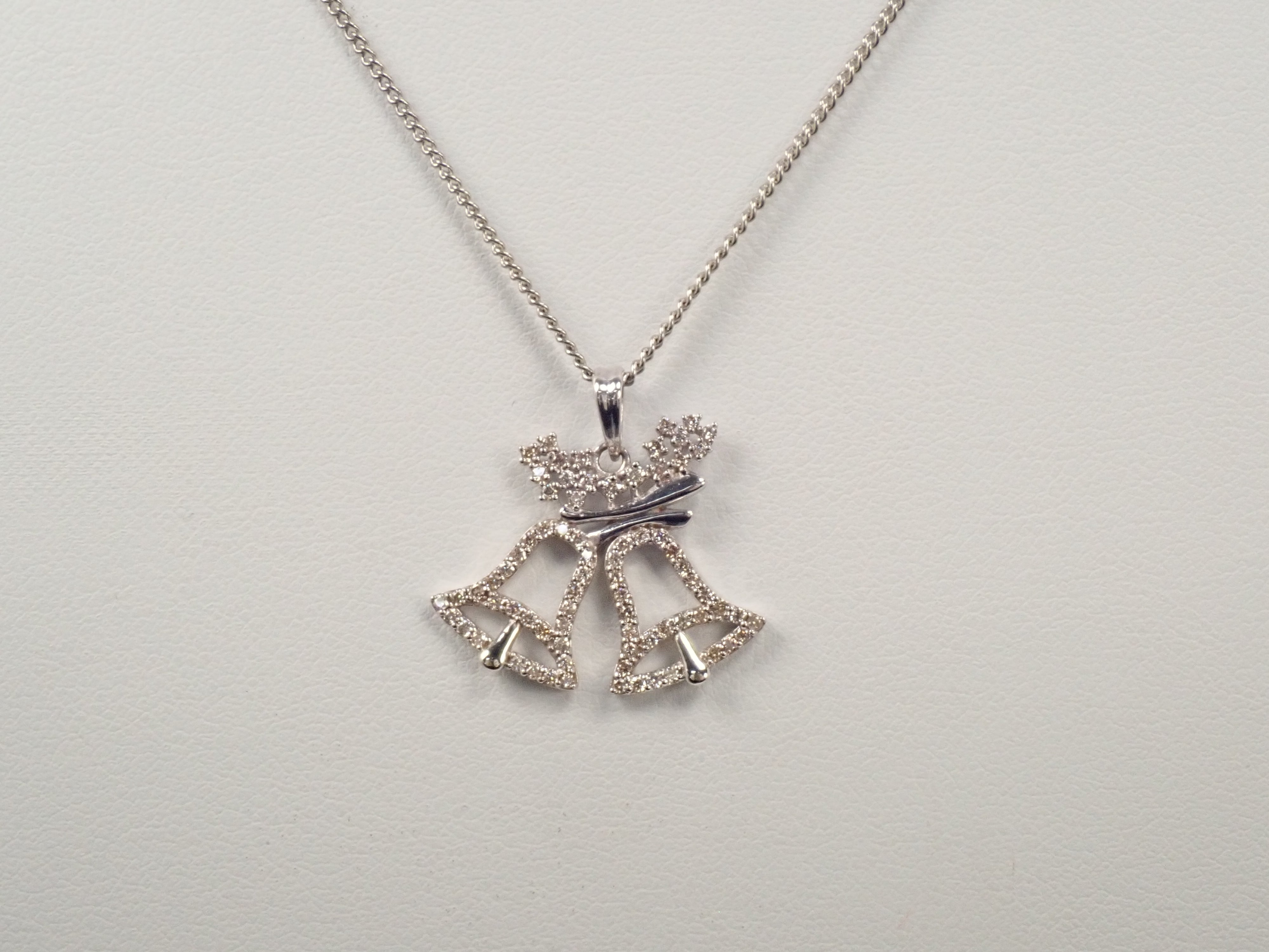 K18WG ダイヤモンド 0.5ct ペンダント(ネックレス)