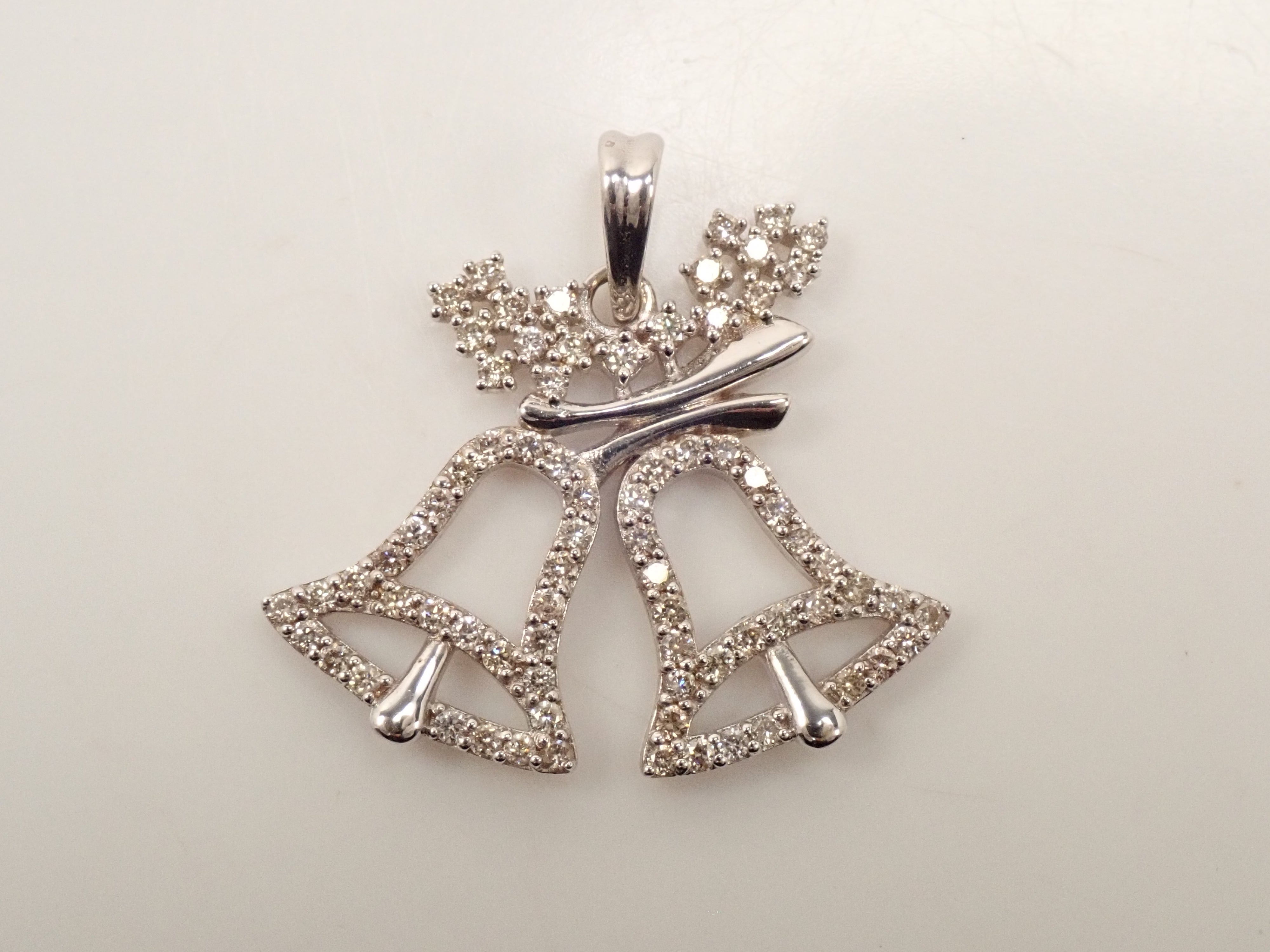 K18WG ダイヤモンド 0.5ct ペンダント(ネックレス)