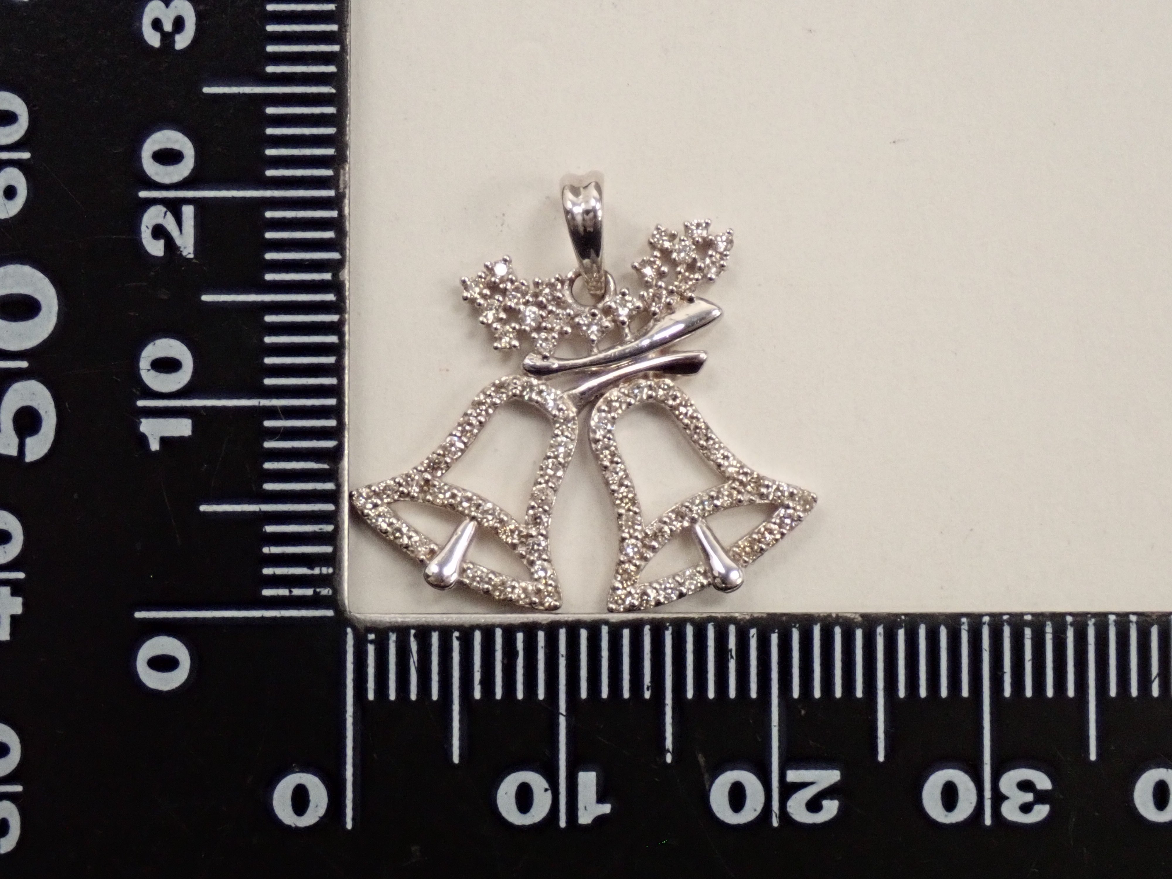 K18WG ダイヤモンド 0.5ct ペンダント(ネックレス)
