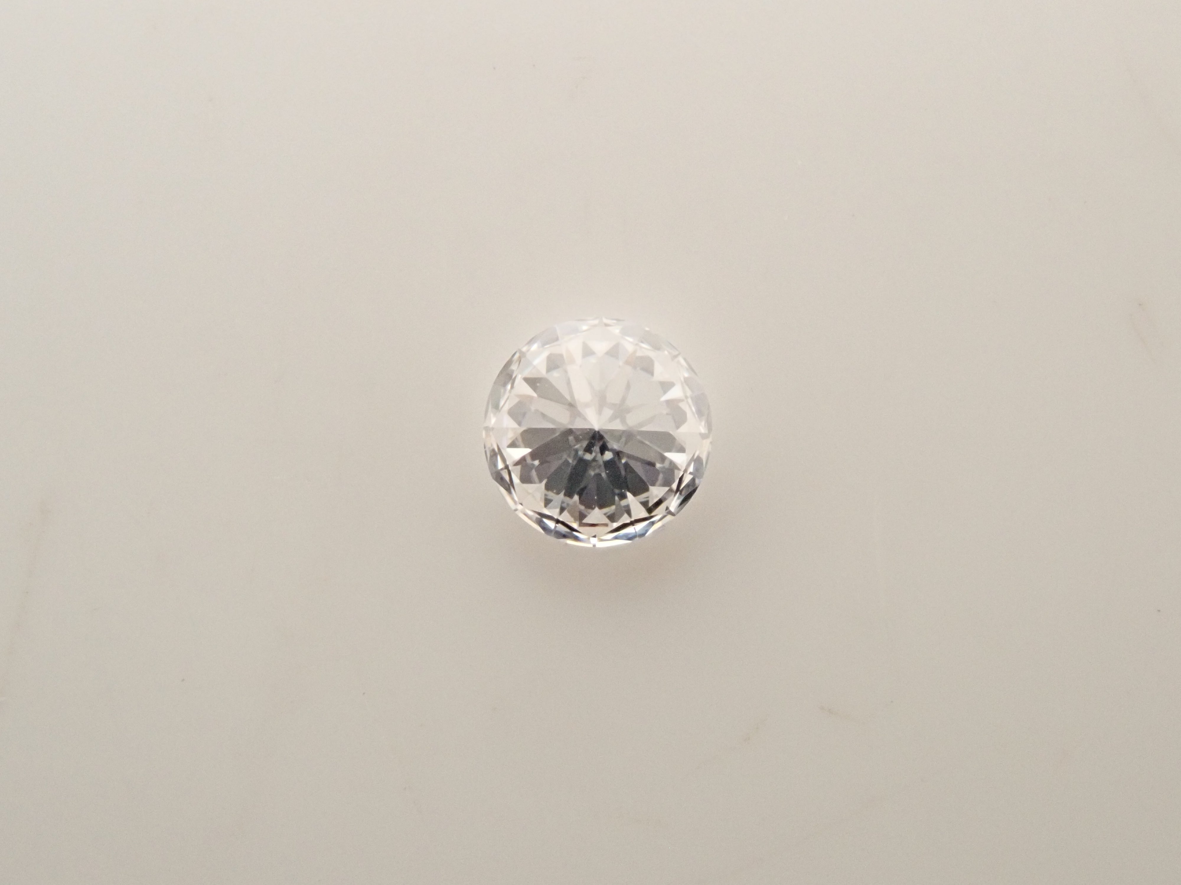 【32501919掲載】インターナリーフローレスダイヤモンド 0.217ctルース(D, IF, 3Excellent H&C)