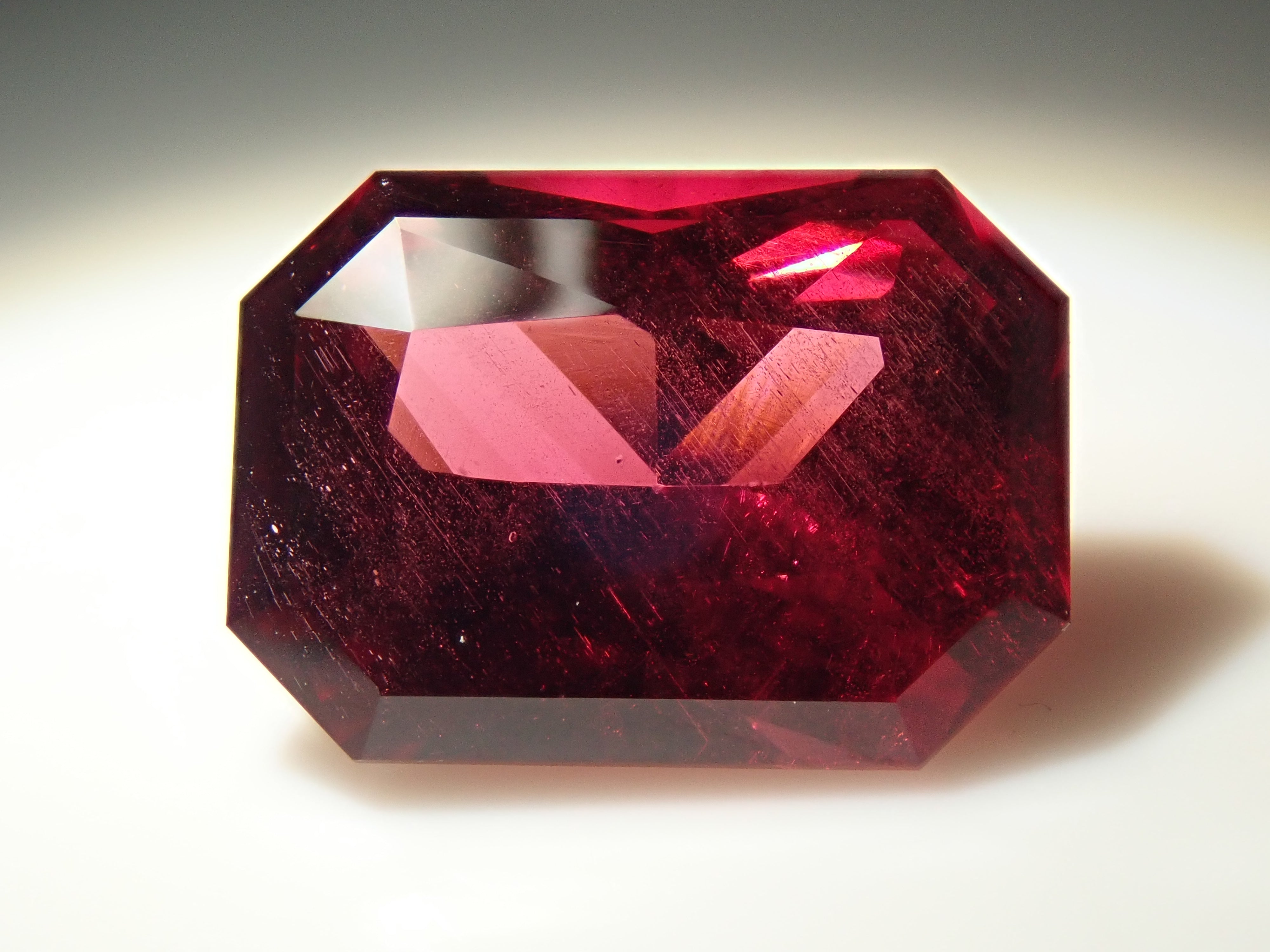 パイロープアルマンディンガーネット 2.514ctルース