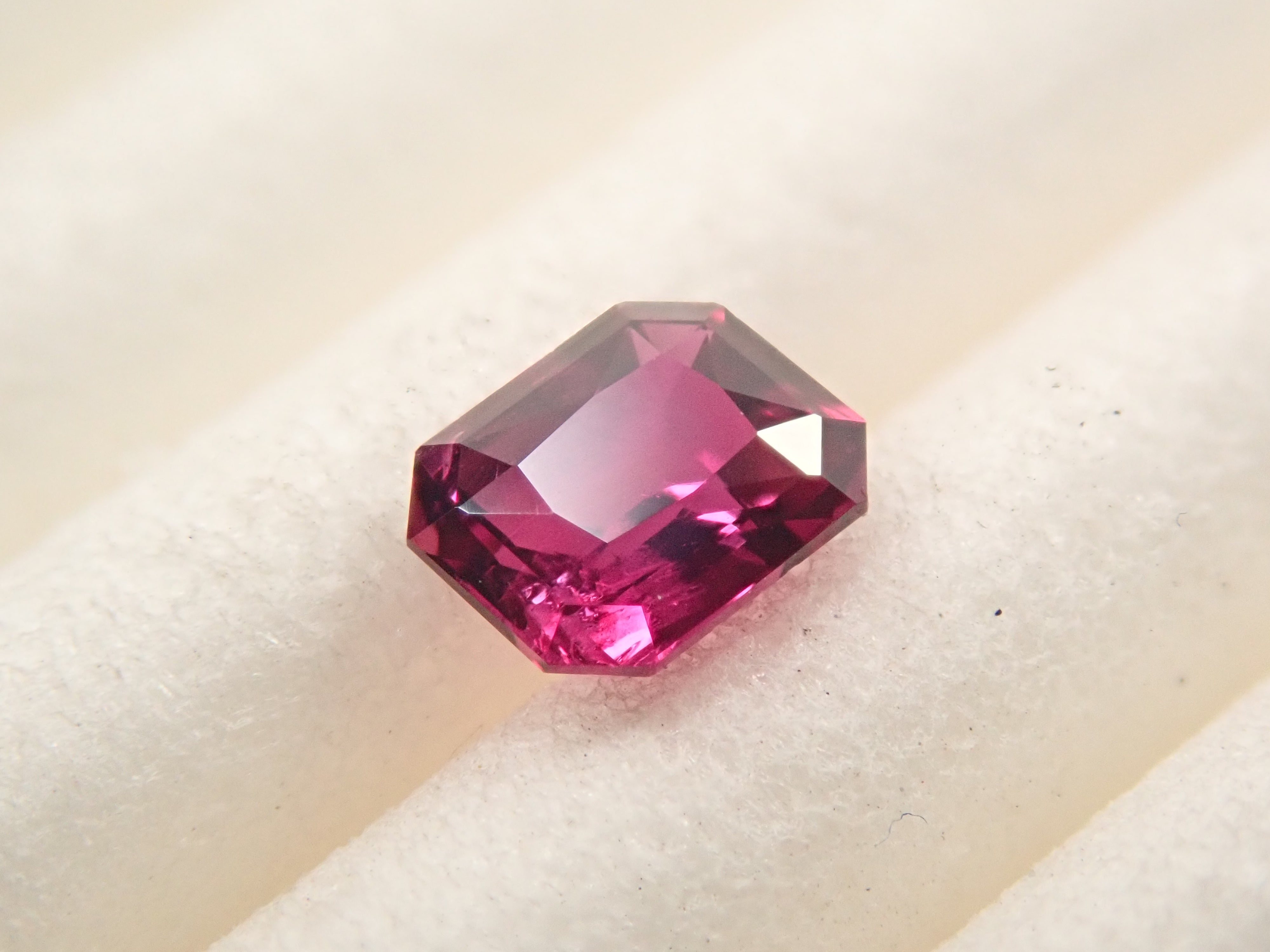 ルビー 0.258ctルース