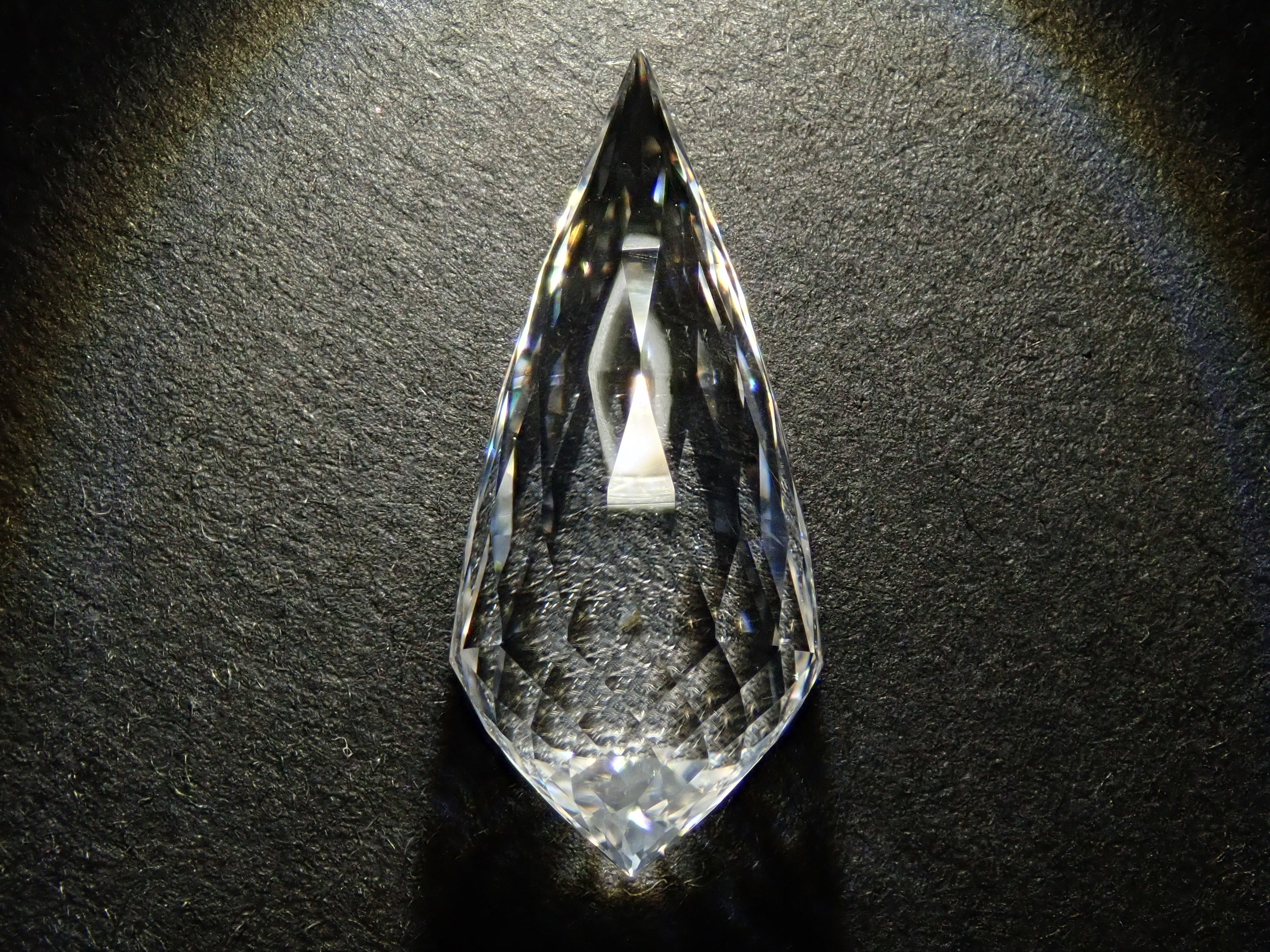 《抽選販売0629_01 》 新作のシャンデリアブリオレットカット含む宝石福袋15,000円相当が7,980円