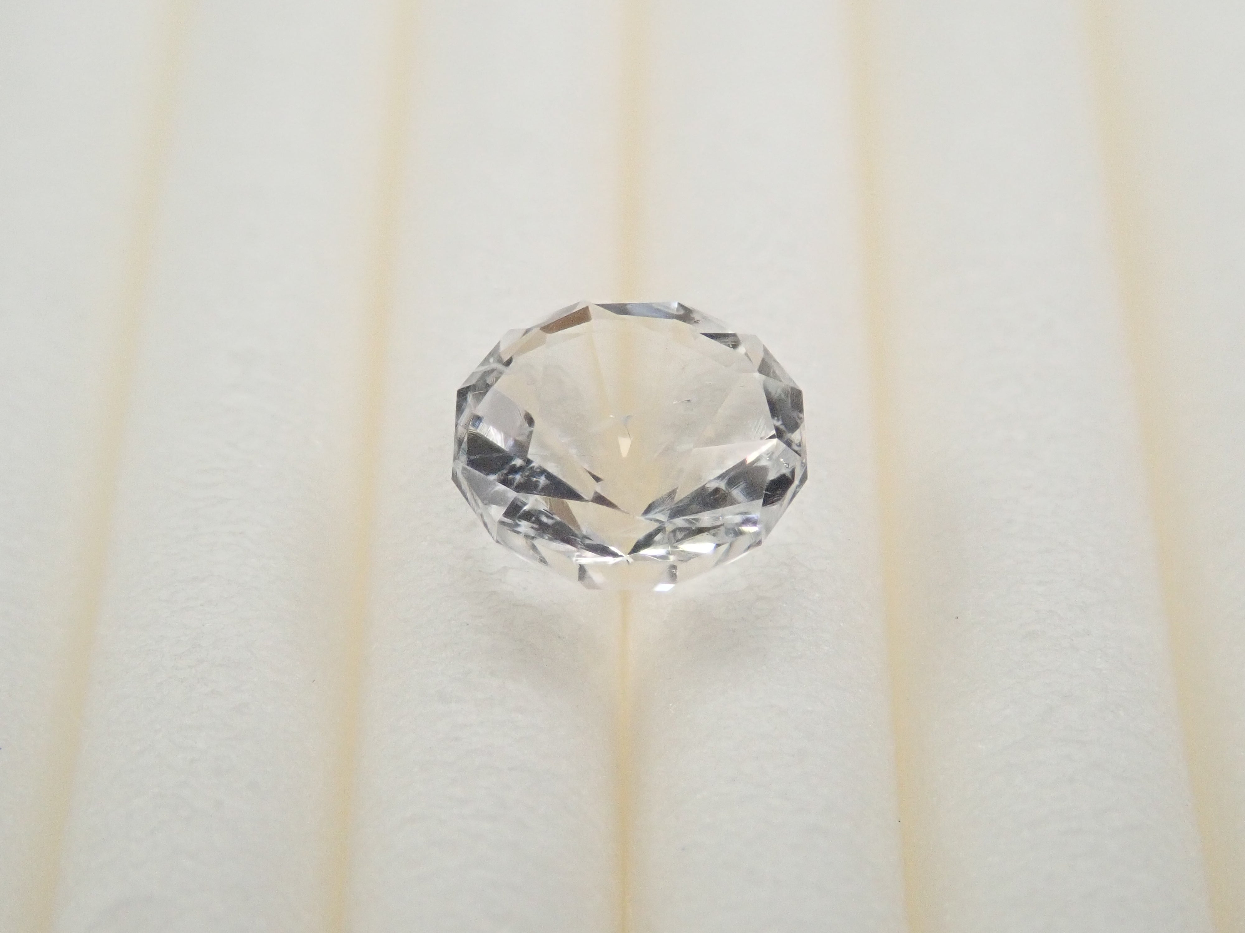 メキシコ産ハイアライトオパール 5.2mm/0.433ctルース