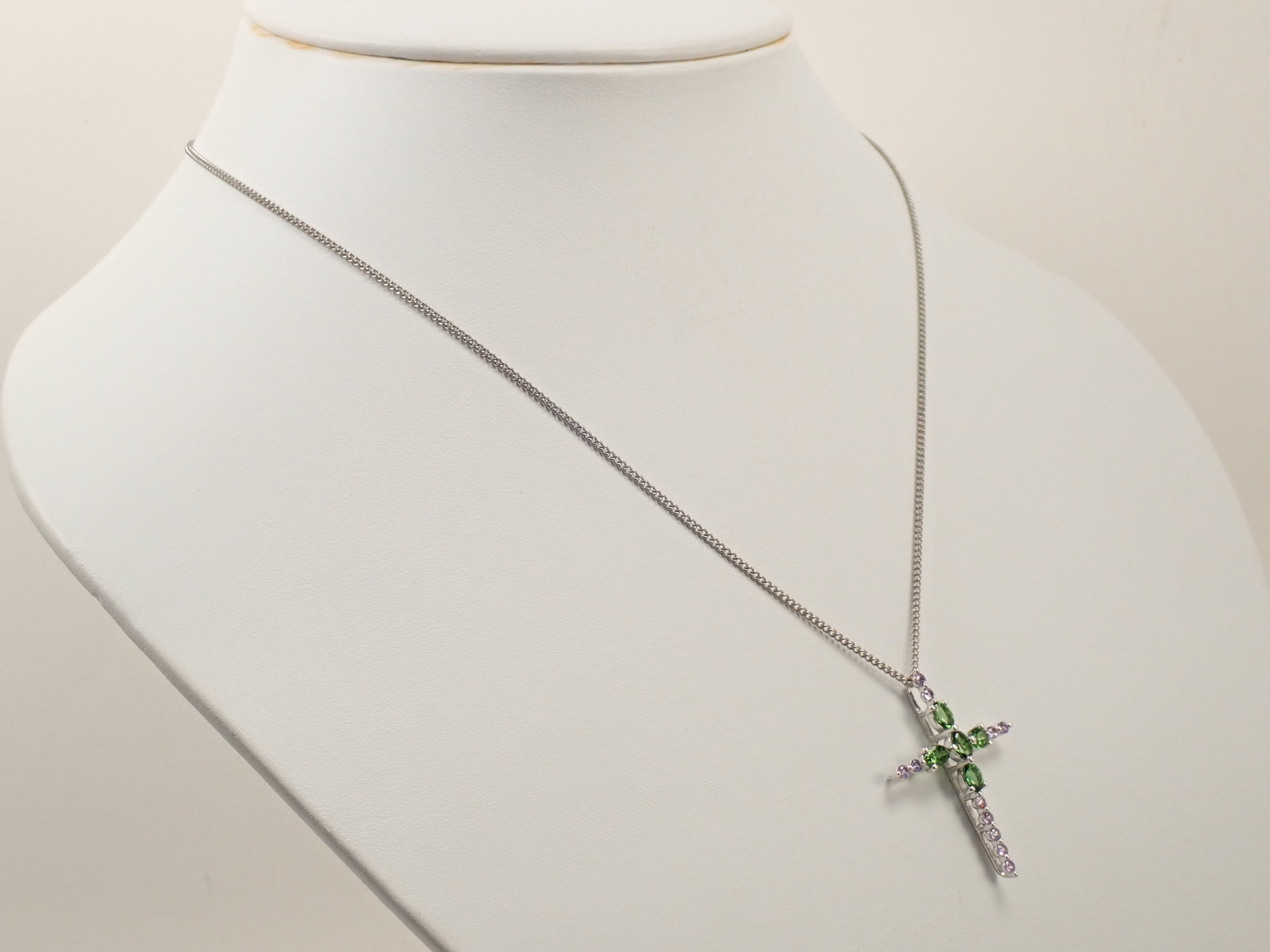 【6/14 22時販売】【カラフリ】K18WG クロムトルマリン 0.70ct・サファイア0.30ctペンダントトップ(ネックレストップ) 鑑別書