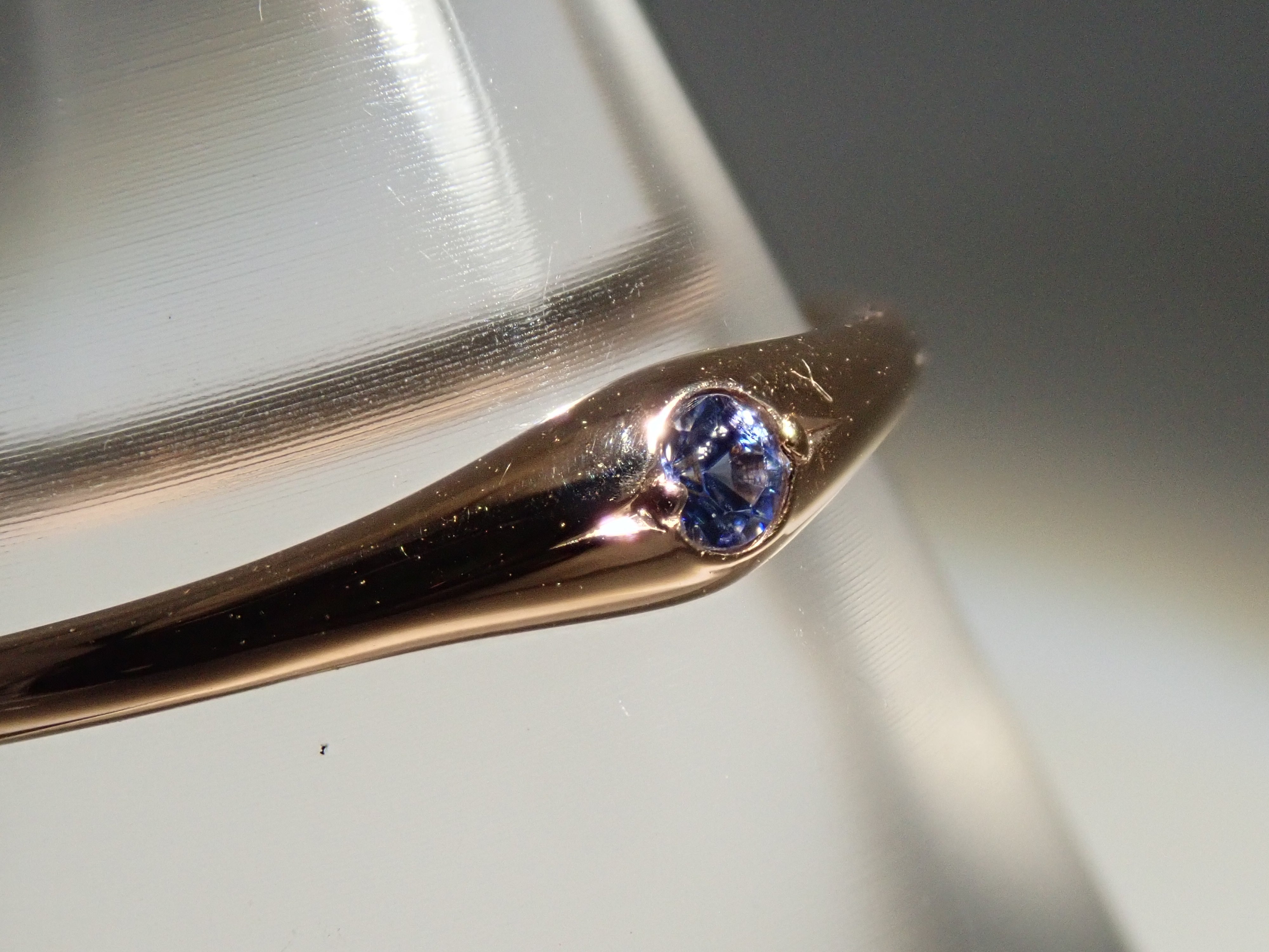 【22602613掲載】【カラフリ】K18PG ベニトアイト 0.03ct ペンダントトップ(ネックレストップ)