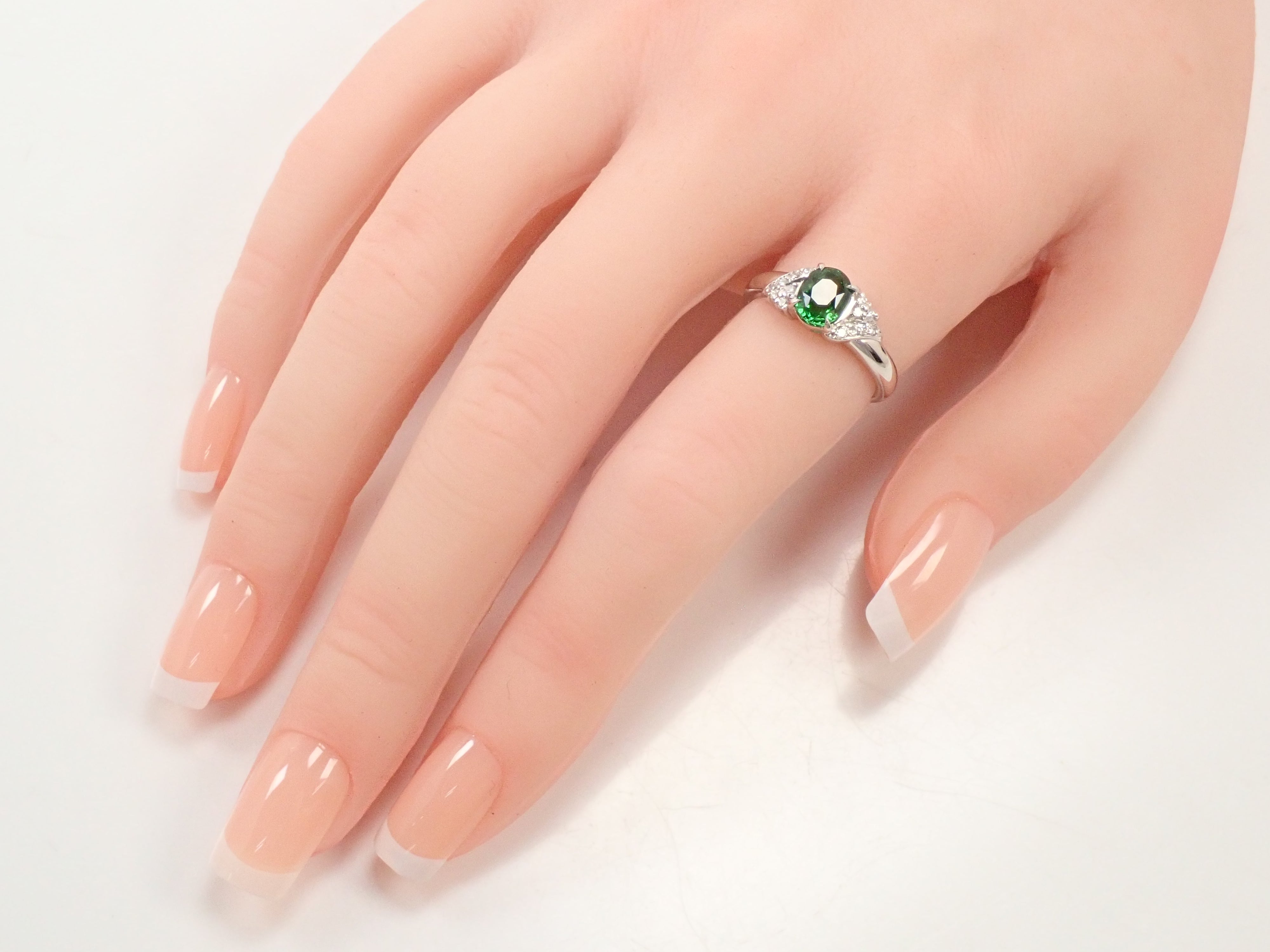 【22602634掲載】【カラフリ】Pt900 グロッシュラーガーネット 1.38ctct リング