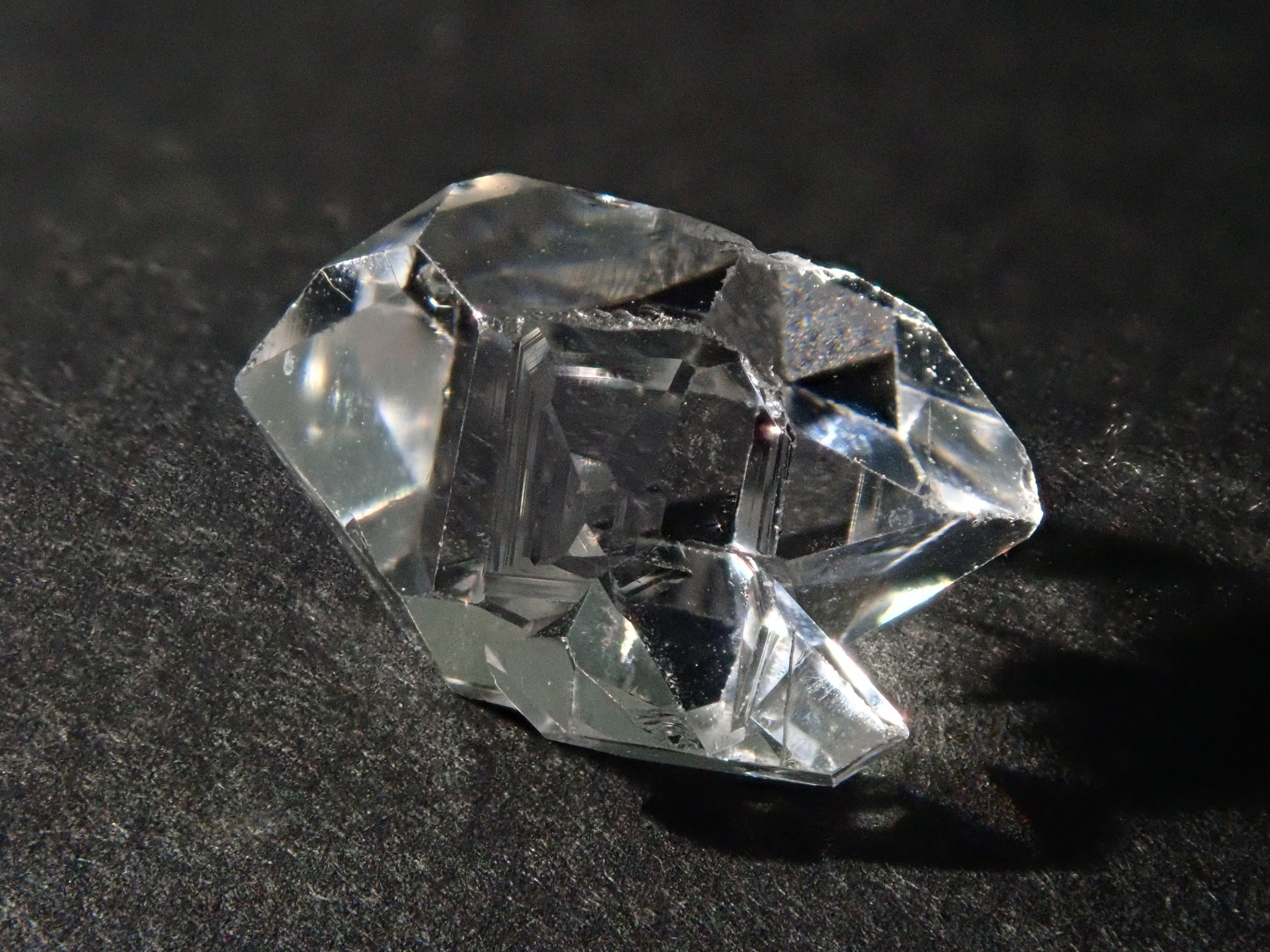 1顆美國赫基默鑽石(水晶)💎(生育型)《多買有優惠》