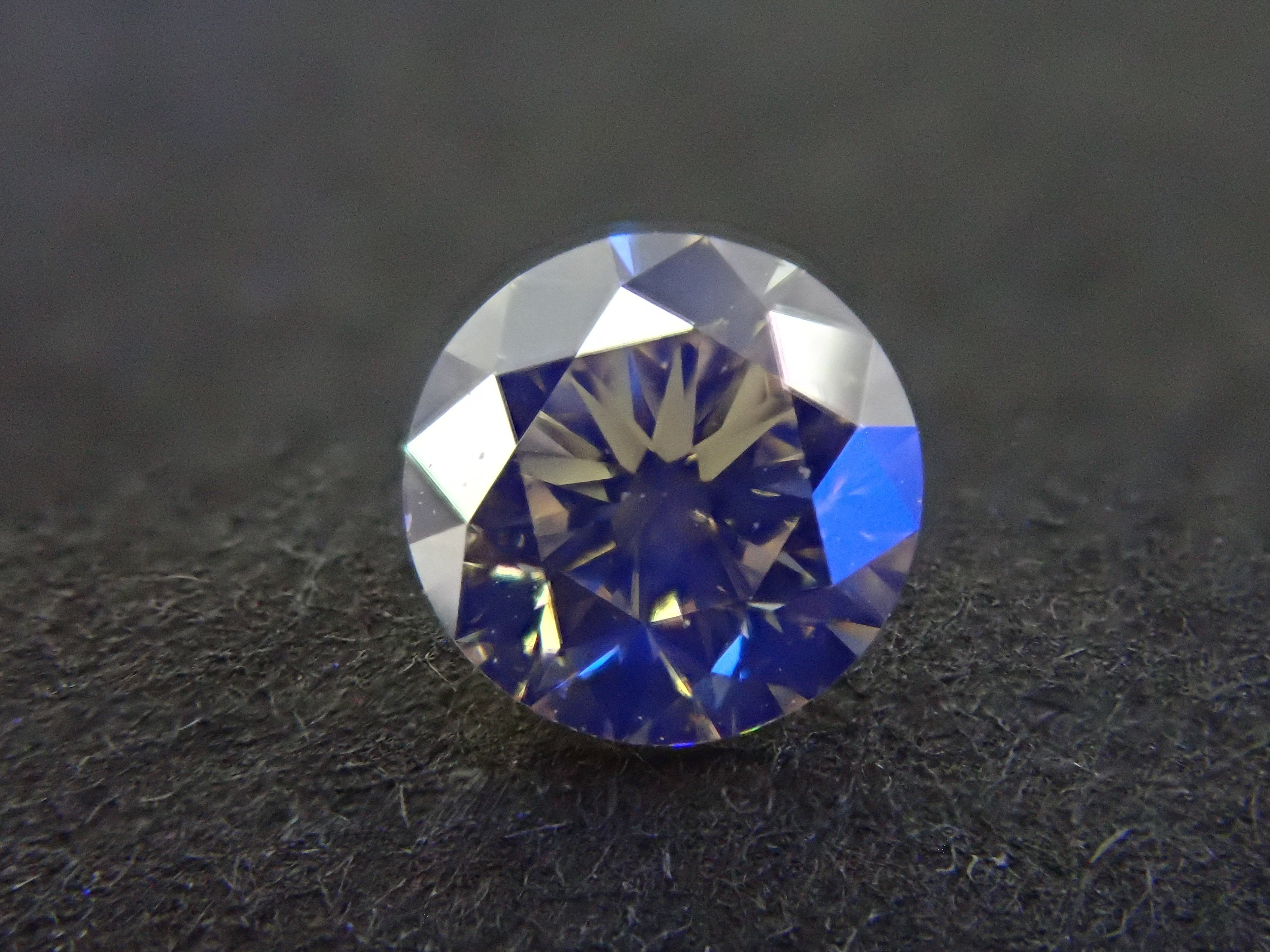 イエローダイヤモンド 4mm/0.261ctルース(LIGHT YELLOW, VS-2, VeryGood)(セミオーダーメイドセット)