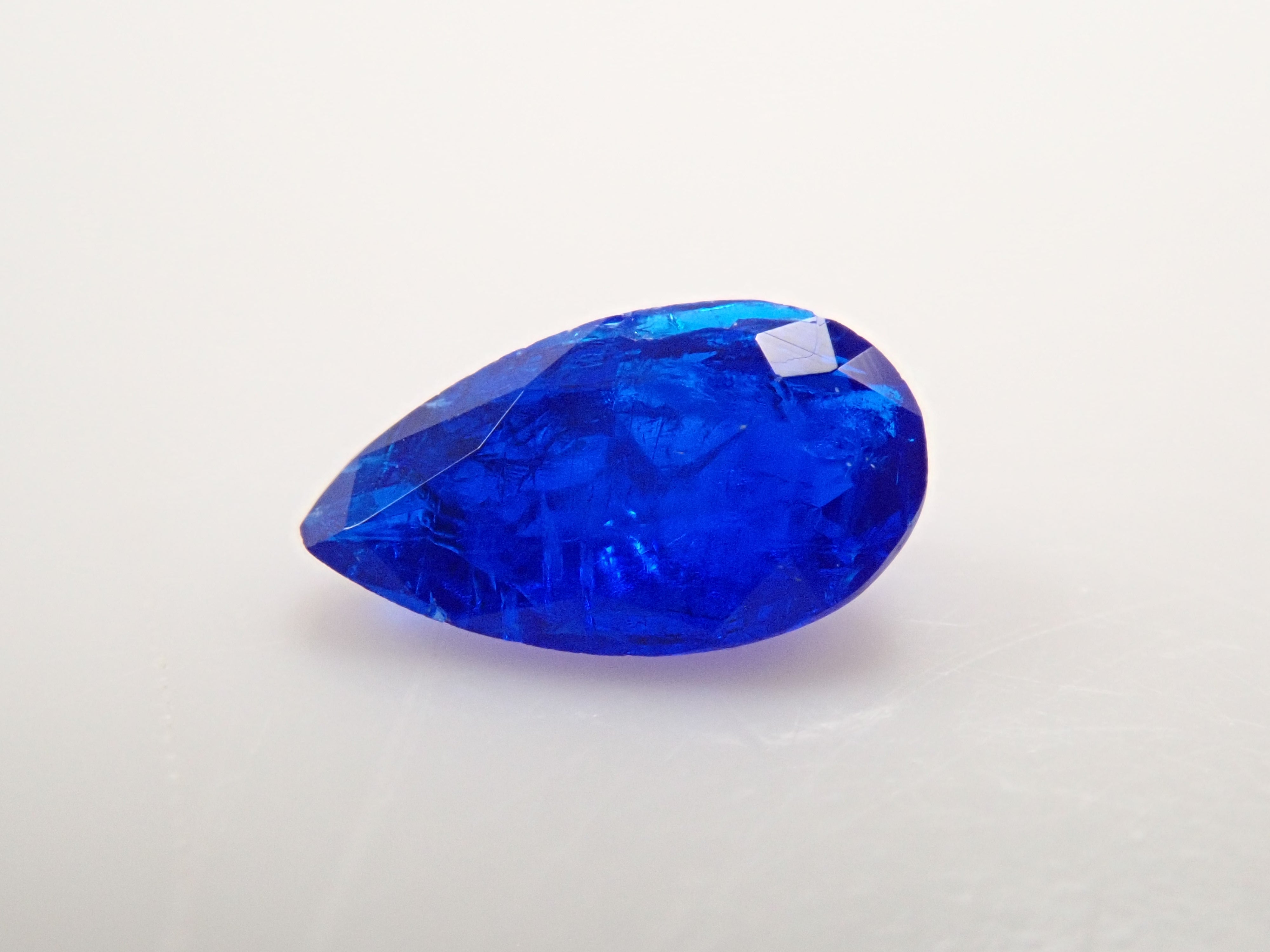 【12563252掲載】アフガニスタン産アウイナイト 0.098ctルース